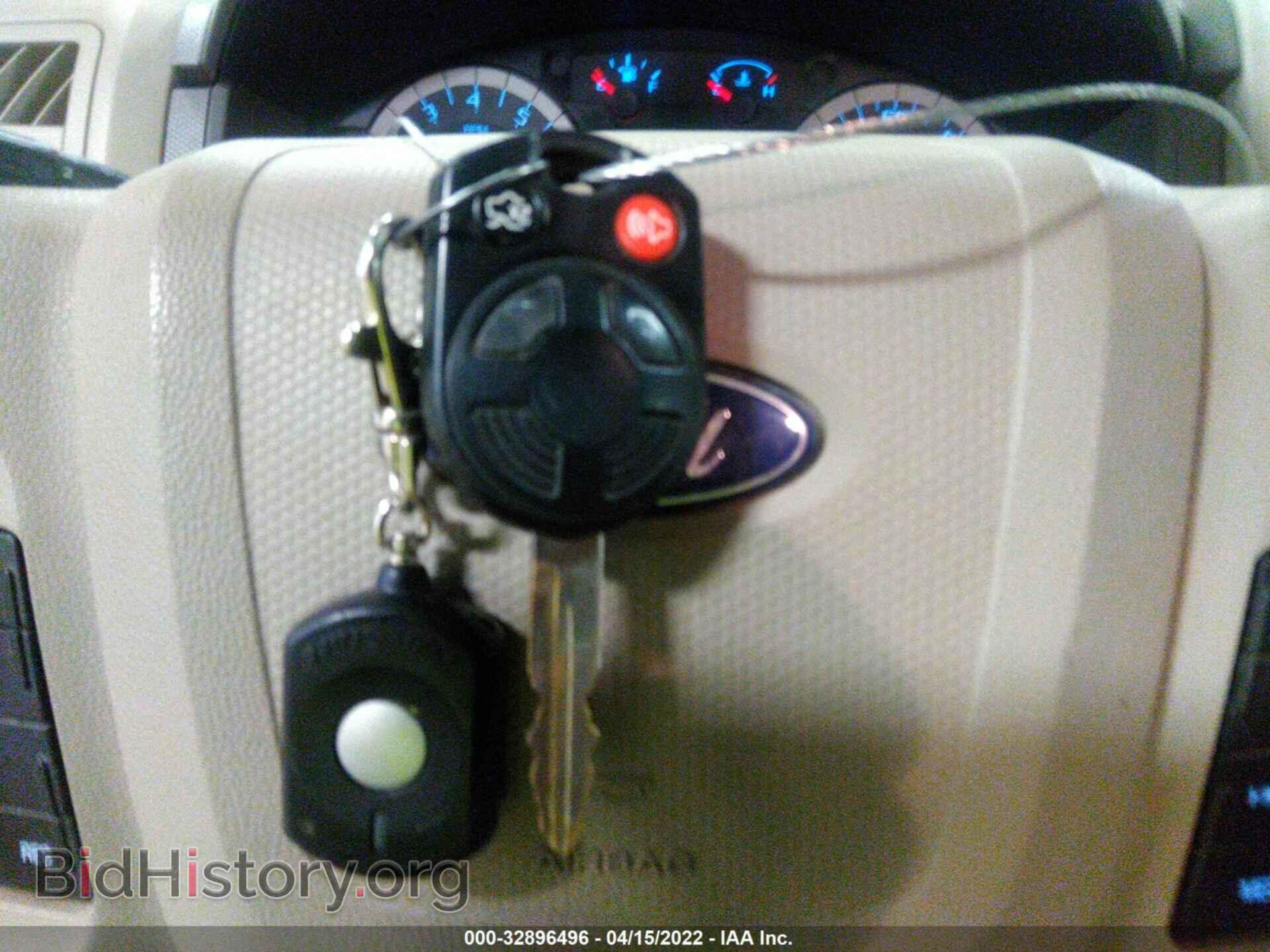 2011 FORD ESCAPE - VIN: 1FMCU0DG4BKA33952 - Фото 11