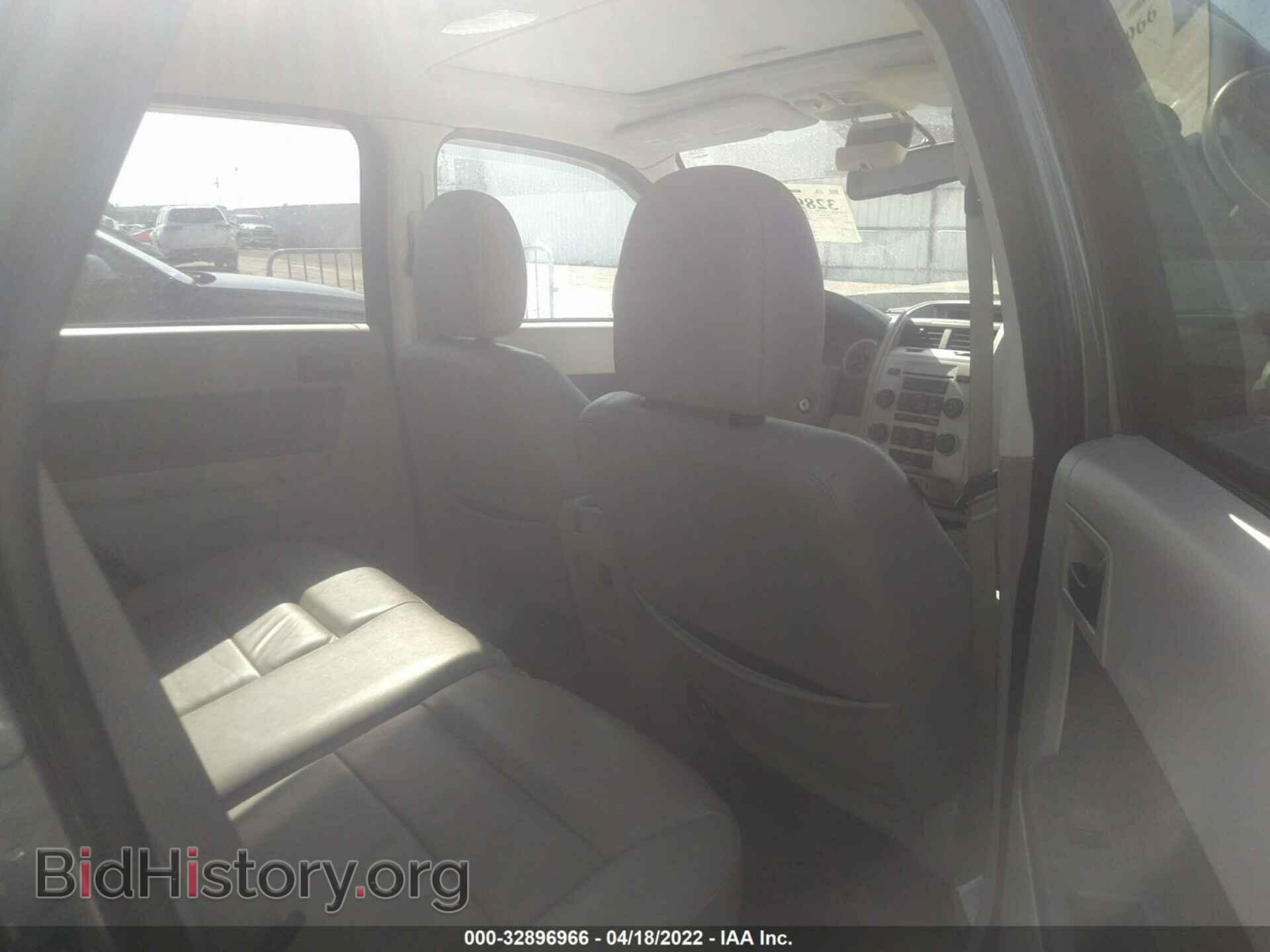 2011 FORD ESCAPE - VIN: 1FMCU0DG5BKB70298 - Фото 8
