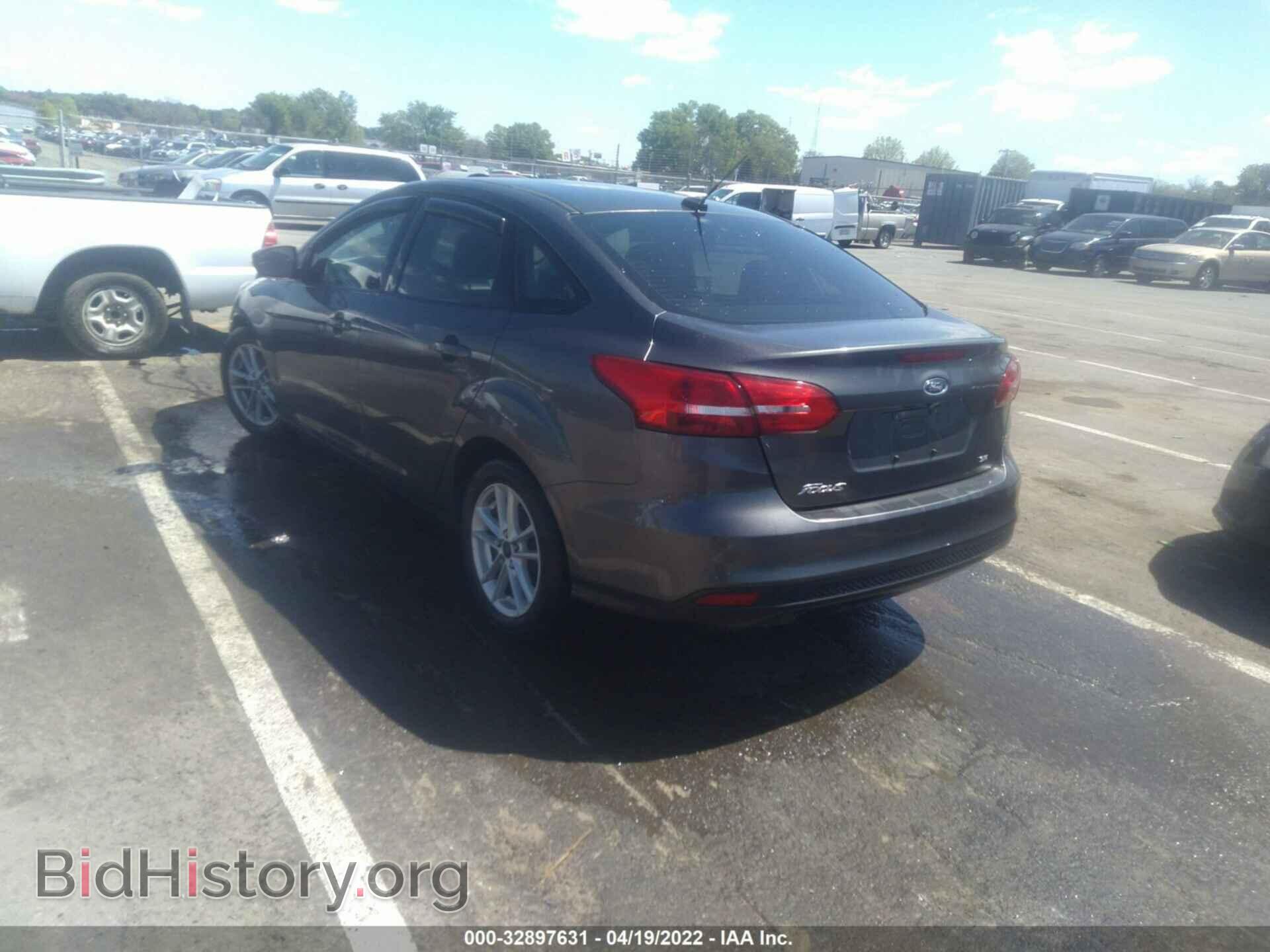 2017 FORD FOCUS - VIN: 1FADP3F29HL227579 - Фото 3