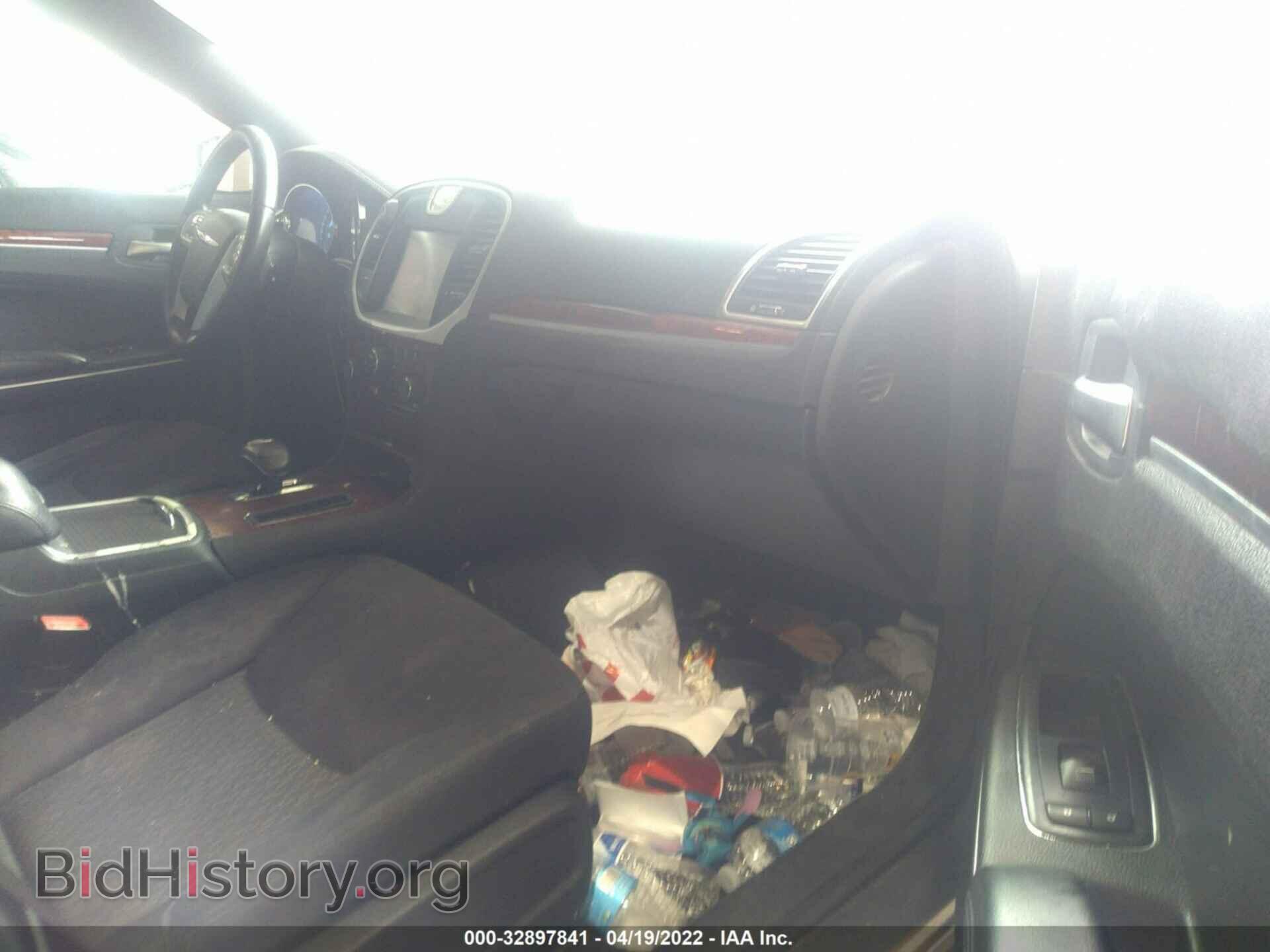 2012 CHRYSLER 300 - VIN: 2C3CCAAG1CH227305 - Фото 5