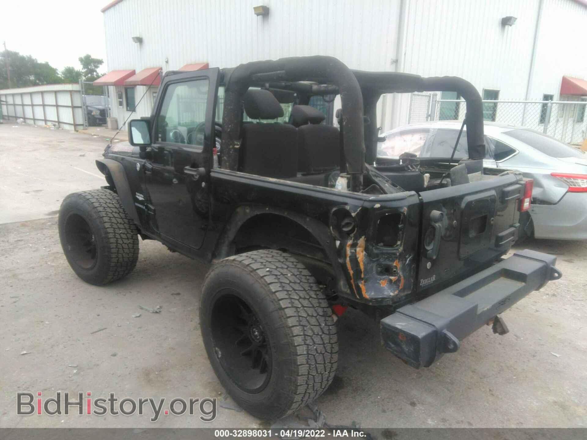 2011 JEEP WRANGLER - VIN: 1J4AA5D10BL554992 - Фото 3