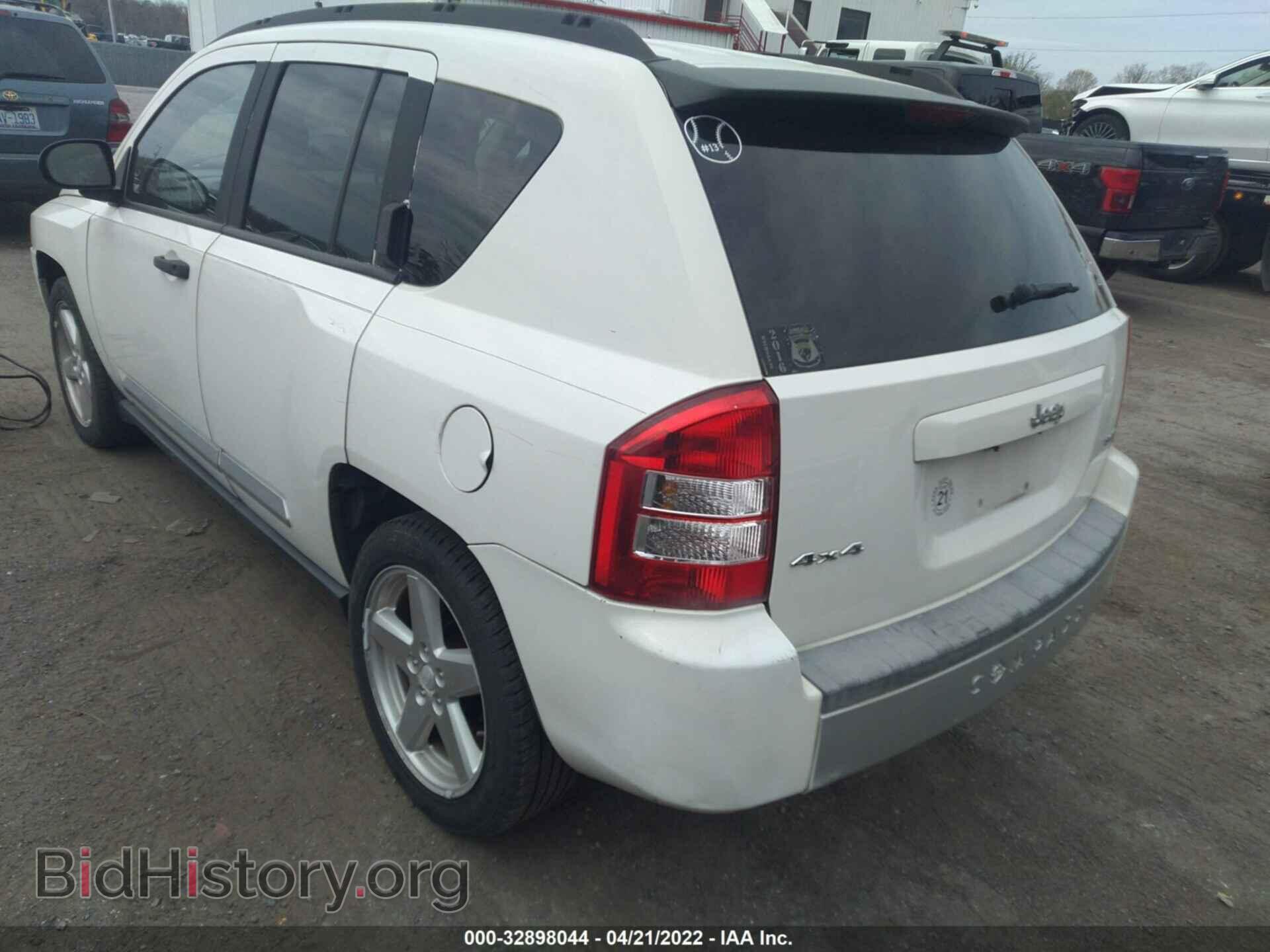 2007 JEEP COMPASS - VIN: 1J8FF57W67D205513 - Фото 3