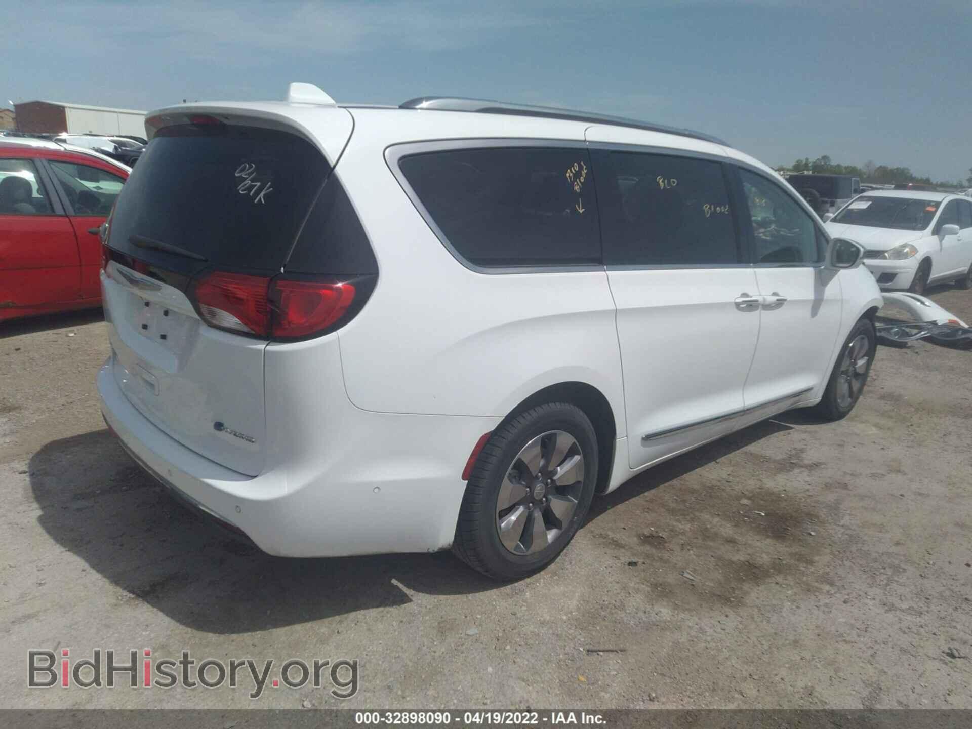 2018 CHRYSLER PACIFICA - VIN: 2C4RC1N78JR359050 - Фото 4