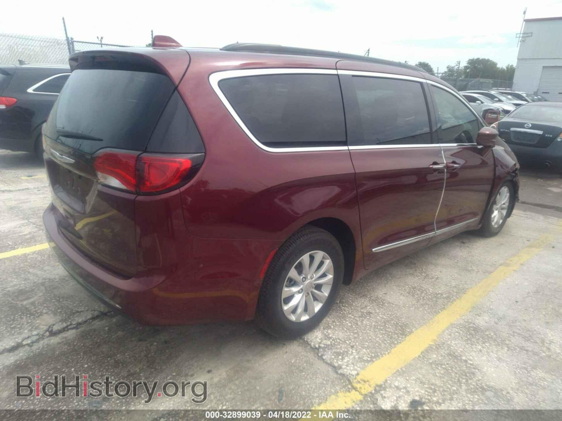 2017 CHRYSLER PACIFICA - VIN: 2C4RC1BGXHR702939 - Фото 4