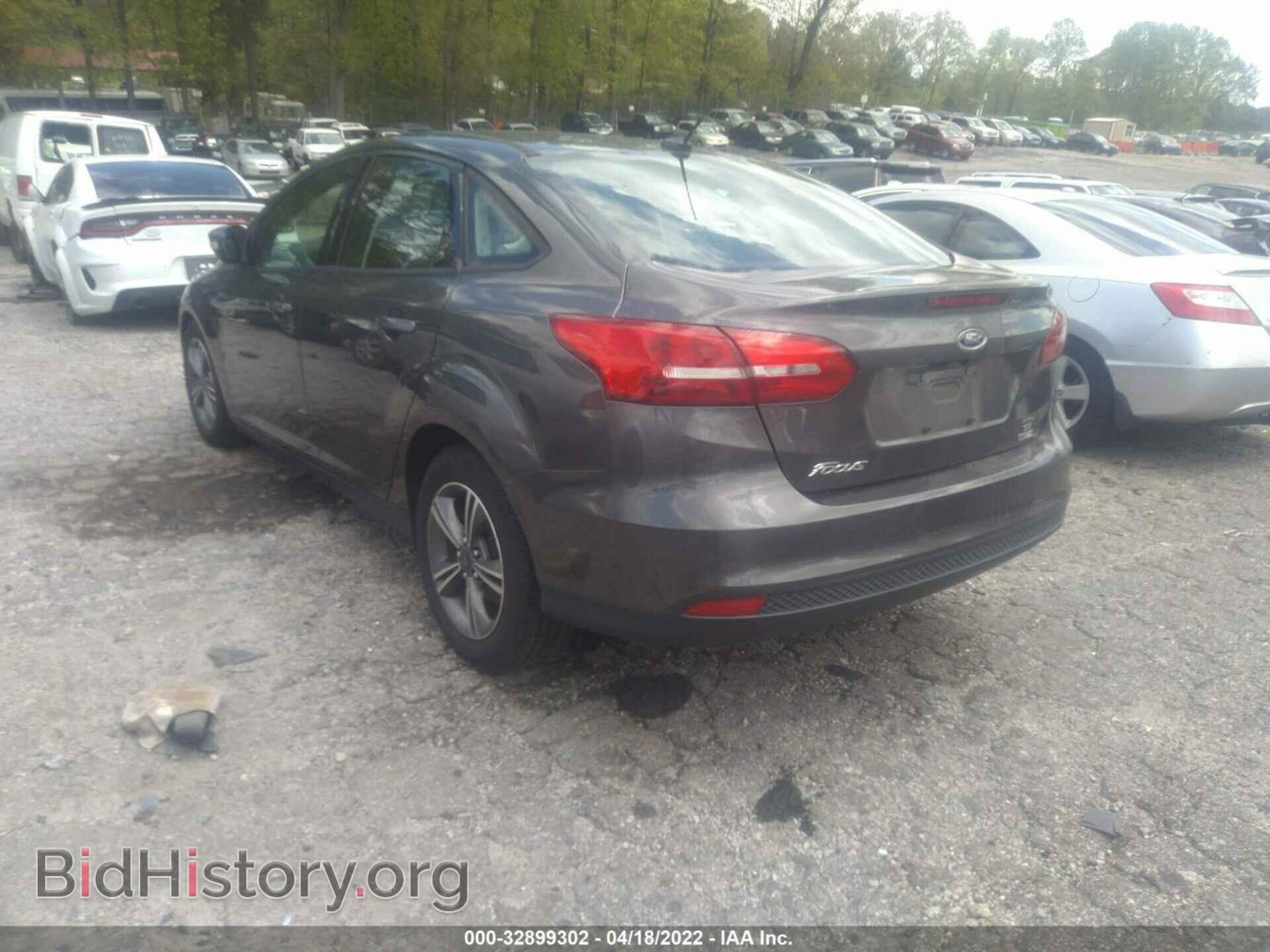 2017 FORD FOCUS - VIN: 1FADP3FE4HL322707 - Фото 3