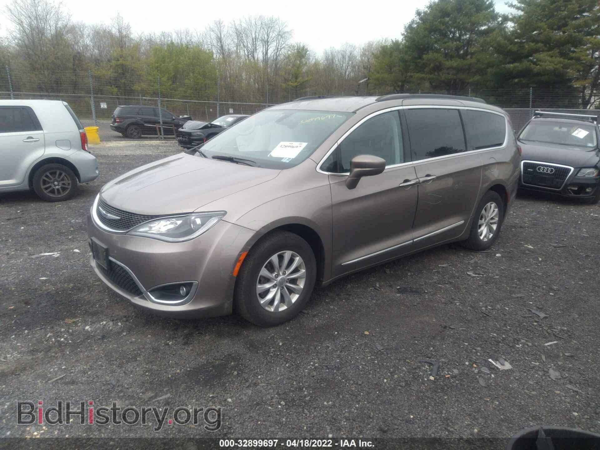 2017 CHRYSLER PACIFICA - VIN: 2C4RC1BG5HR752261 - Фото 2