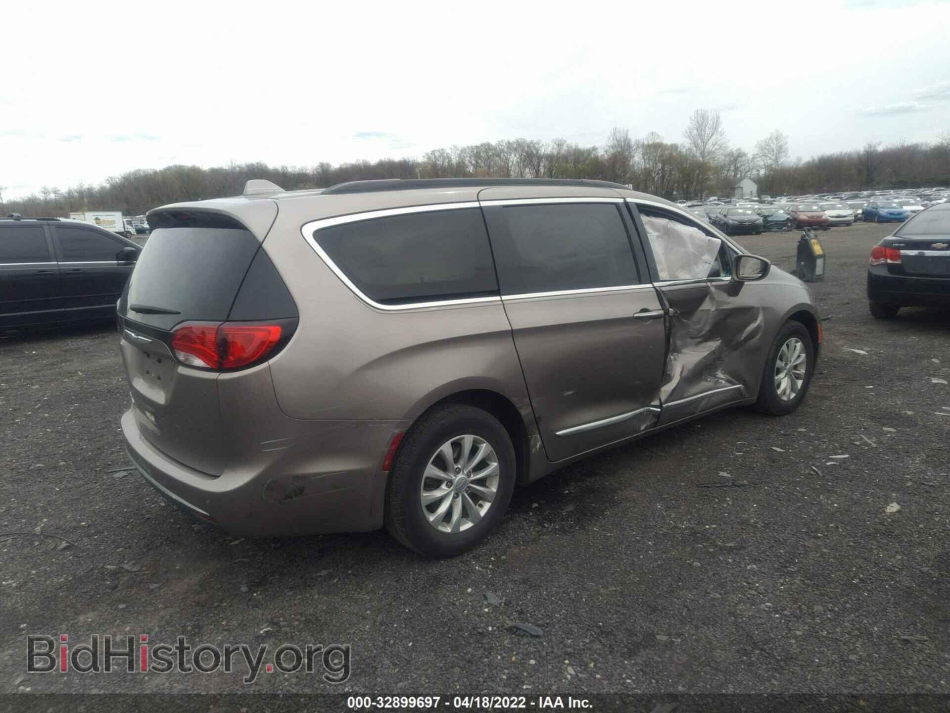 2017 CHRYSLER PACIFICA - VIN: 2C4RC1BG5HR752261 - Фото 4