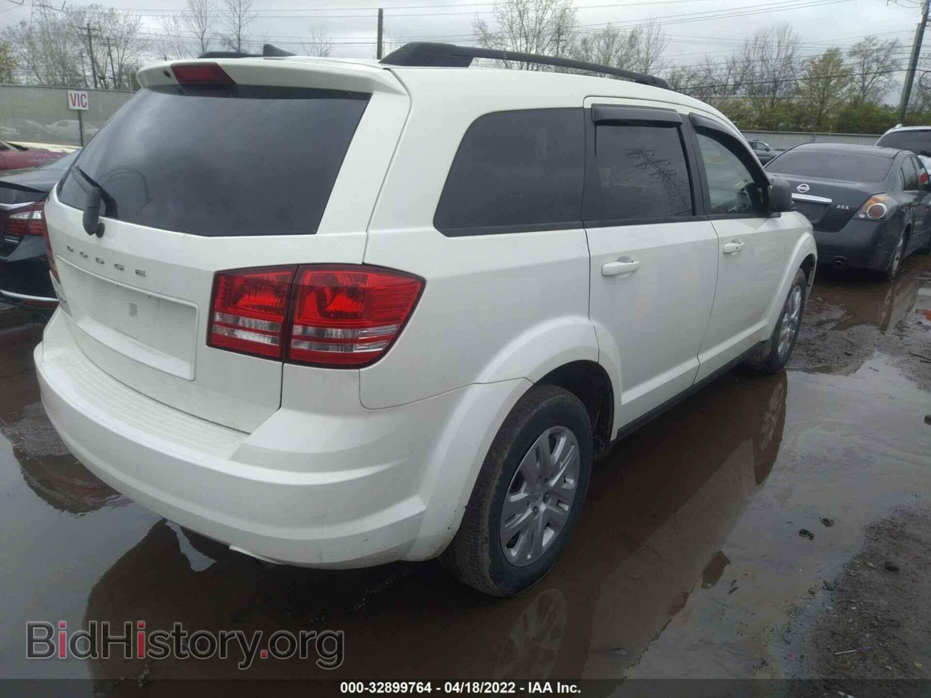 2018 DODGE JOURNEY - VIN: 3C4PDCAB2JT506874 - Фото 4