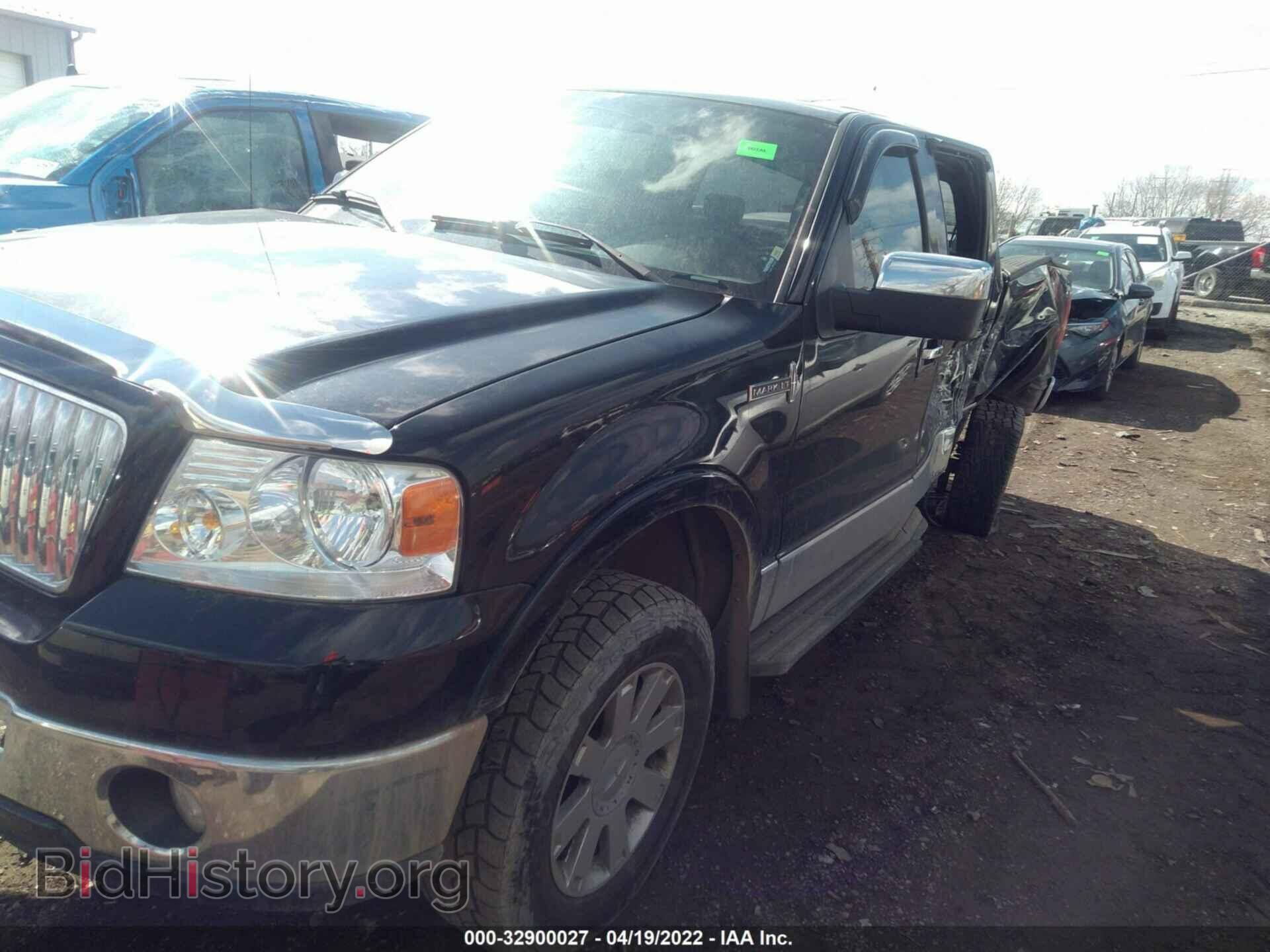 2006 LINCOLN MARK LT - VIN: 5LTPW18526FJ14040 - Фото 2