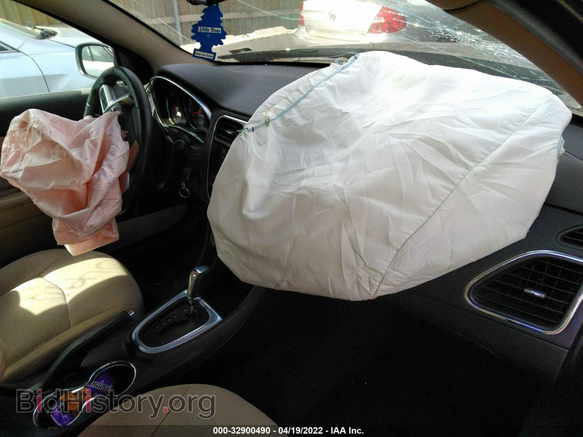 2012 CHRYSLER 200 - VIN: 1C3CCBBB2CN230214 - Фото 5