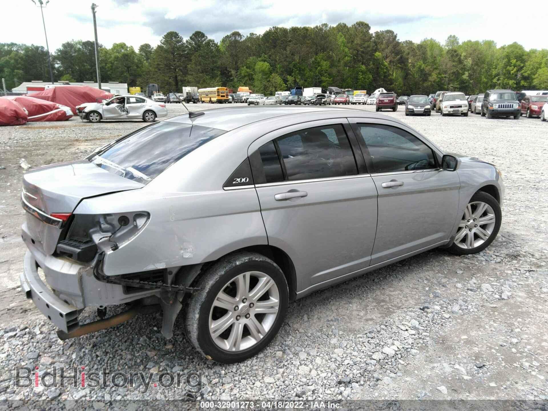 2013 CHRYSLER 200 - VIN: 1C3CCBBB5DN734242 - Фото 4
