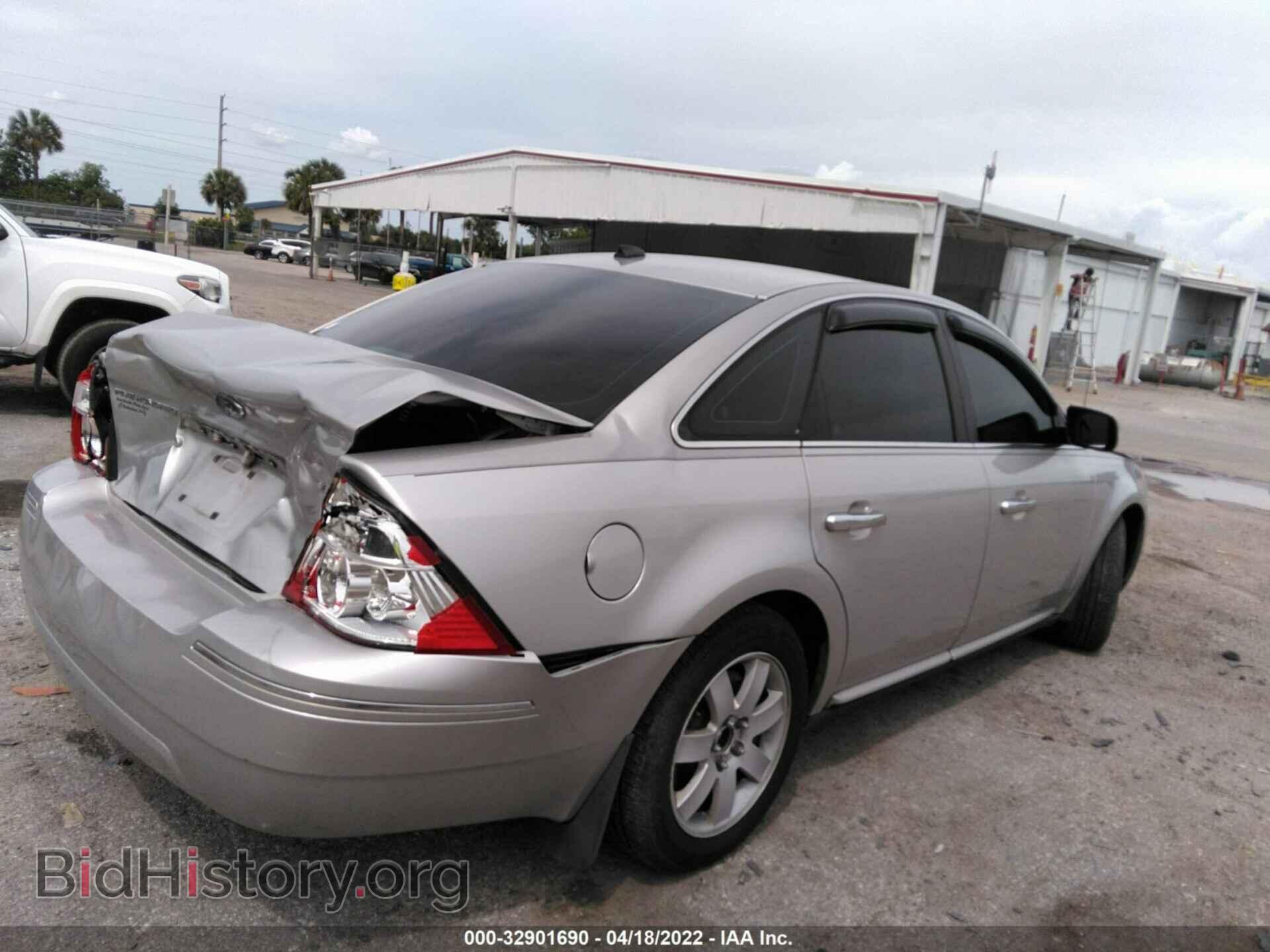 2007 FORD FIVE HUNDRED - VIN: 1FAHP24137G156098 - Фото 4