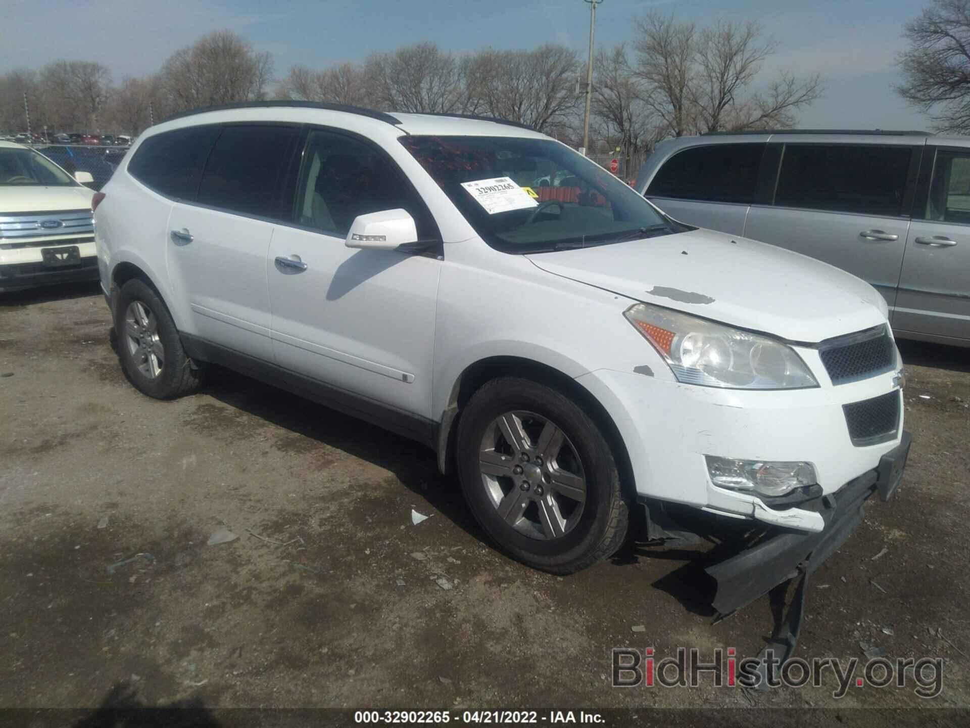 Photo 1GNLVFED8AS142414 - CHEVROLET TRAVERSE 2010
