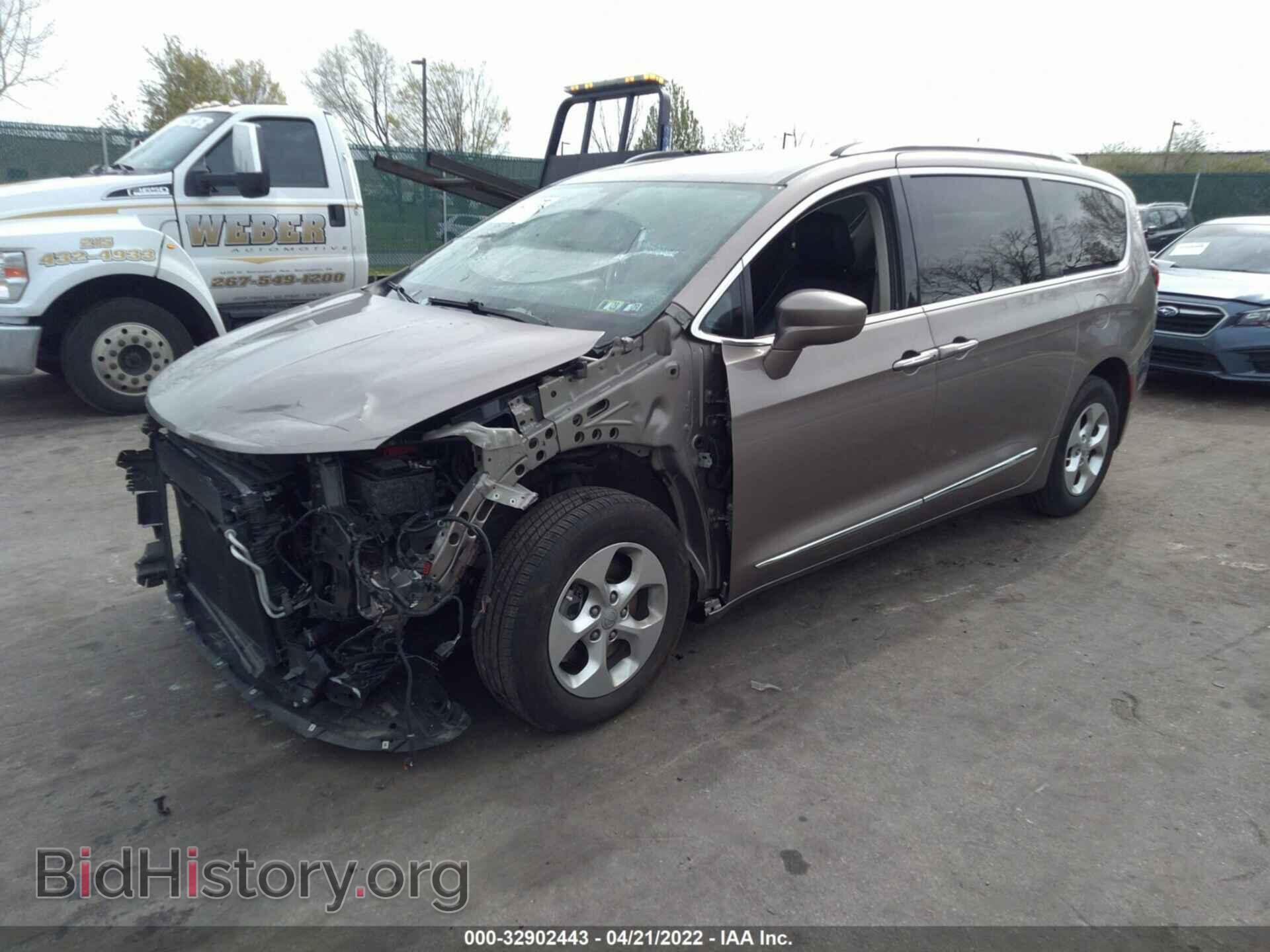 2017 CHRYSLER PACIFICA - VIN: 2C4RC1EG3HR752710 - Photo 2