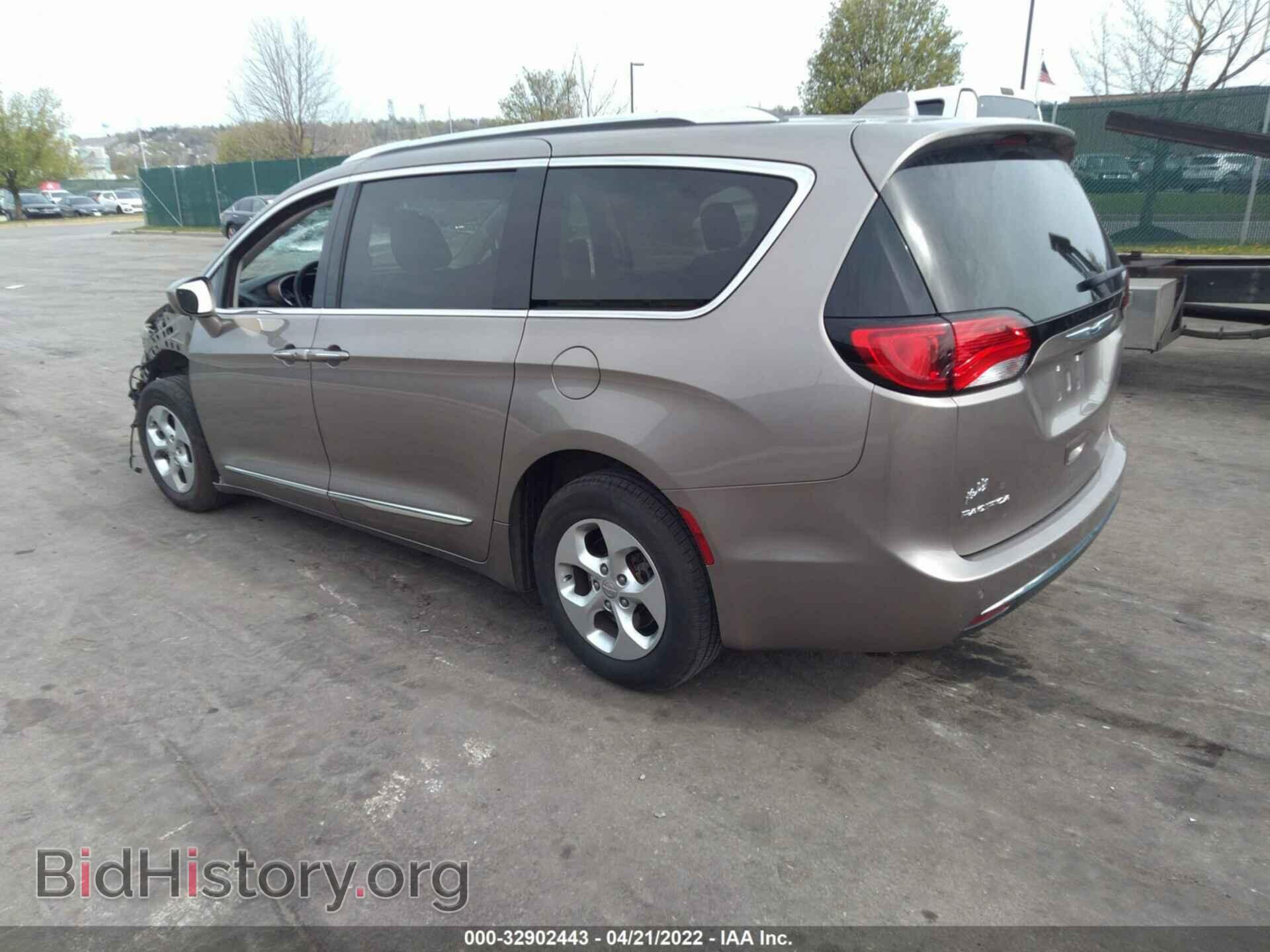 2017 CHRYSLER PACIFICA - VIN: 2C4RC1EG3HR752710 - Photo 3