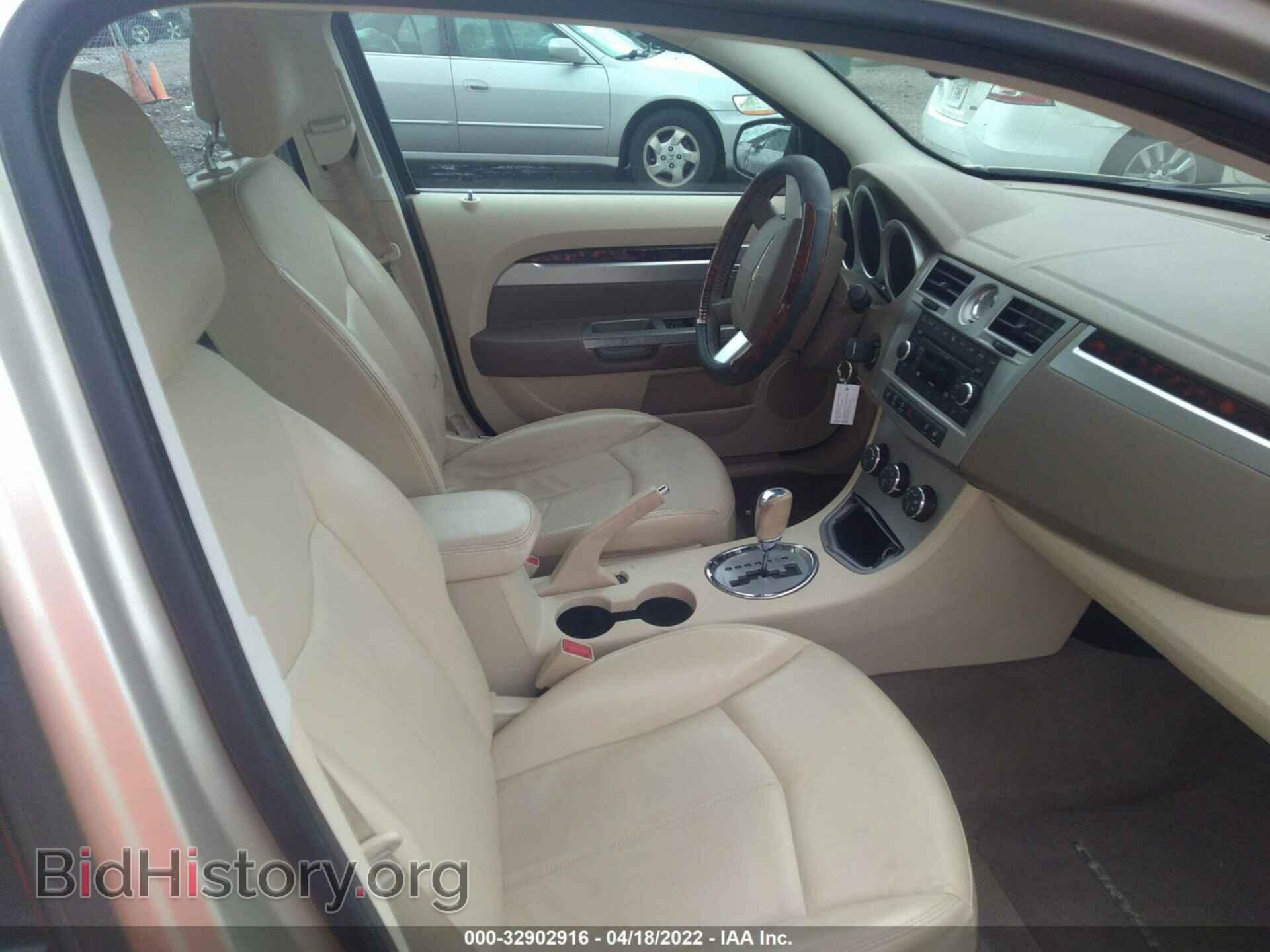 2010 CHRYSLER SEBRING - VIN: 1C3CC5FB6AN111946 - Фото 5