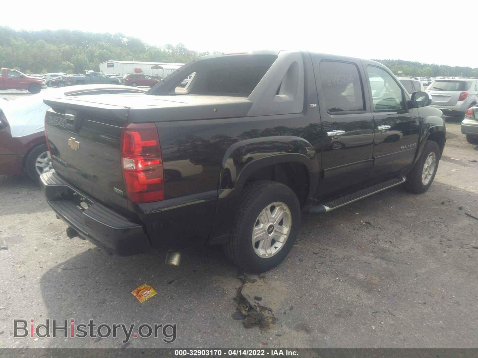 2011 CHEVROLET AVALANCHE - VIN: 3GNTKFE33BG182053 - Фото 4