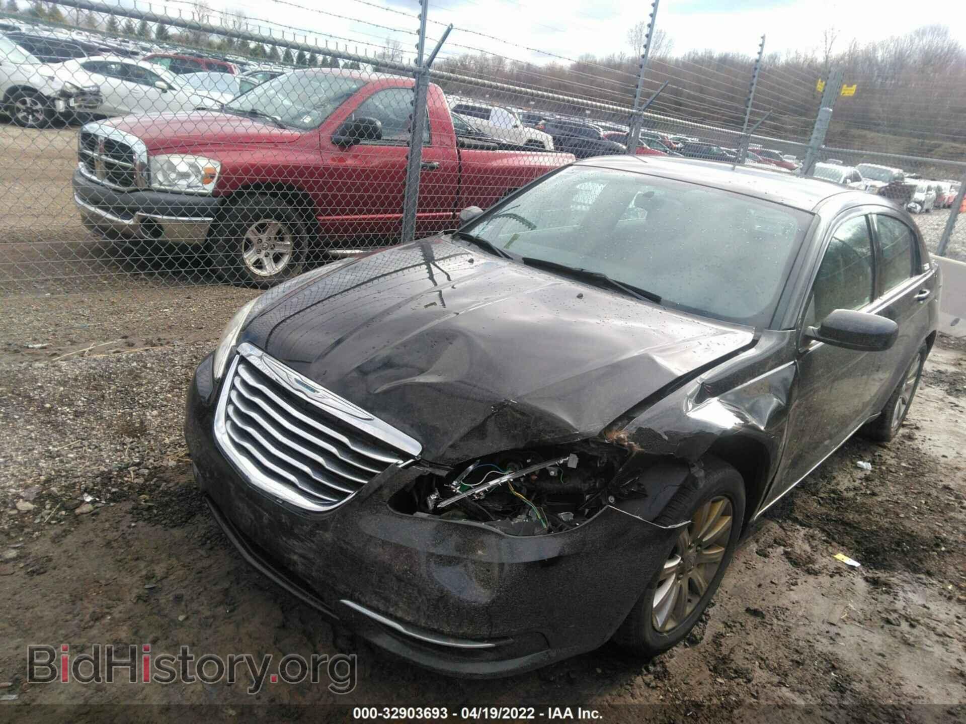 2012 CHRYSLER 200 - VIN: 1C3CCBBG0CN305780 - Фото 6