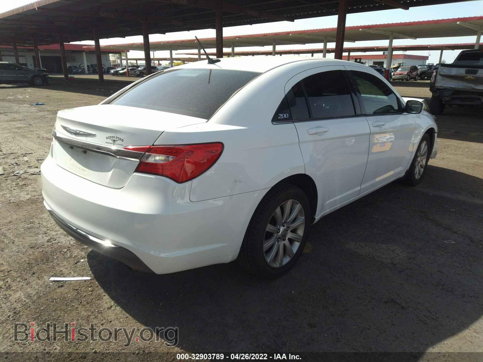 2012 CHRYSLER 200 - VIN: 1C3CCBBB9CN298185 - Фото 4