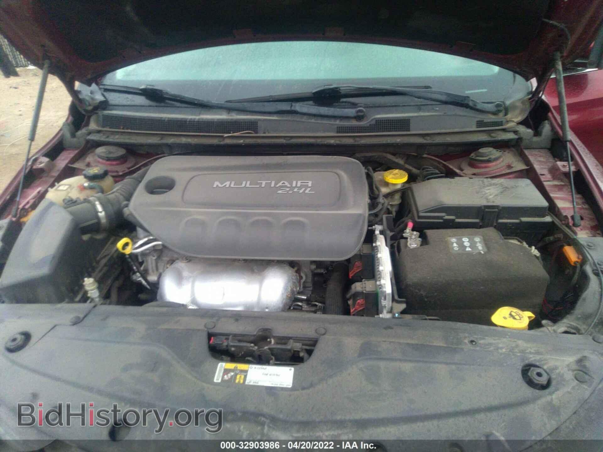 2015 CHRYSLER 200 - VIN: 1C3CCCAB9FN592603 - Фото 10