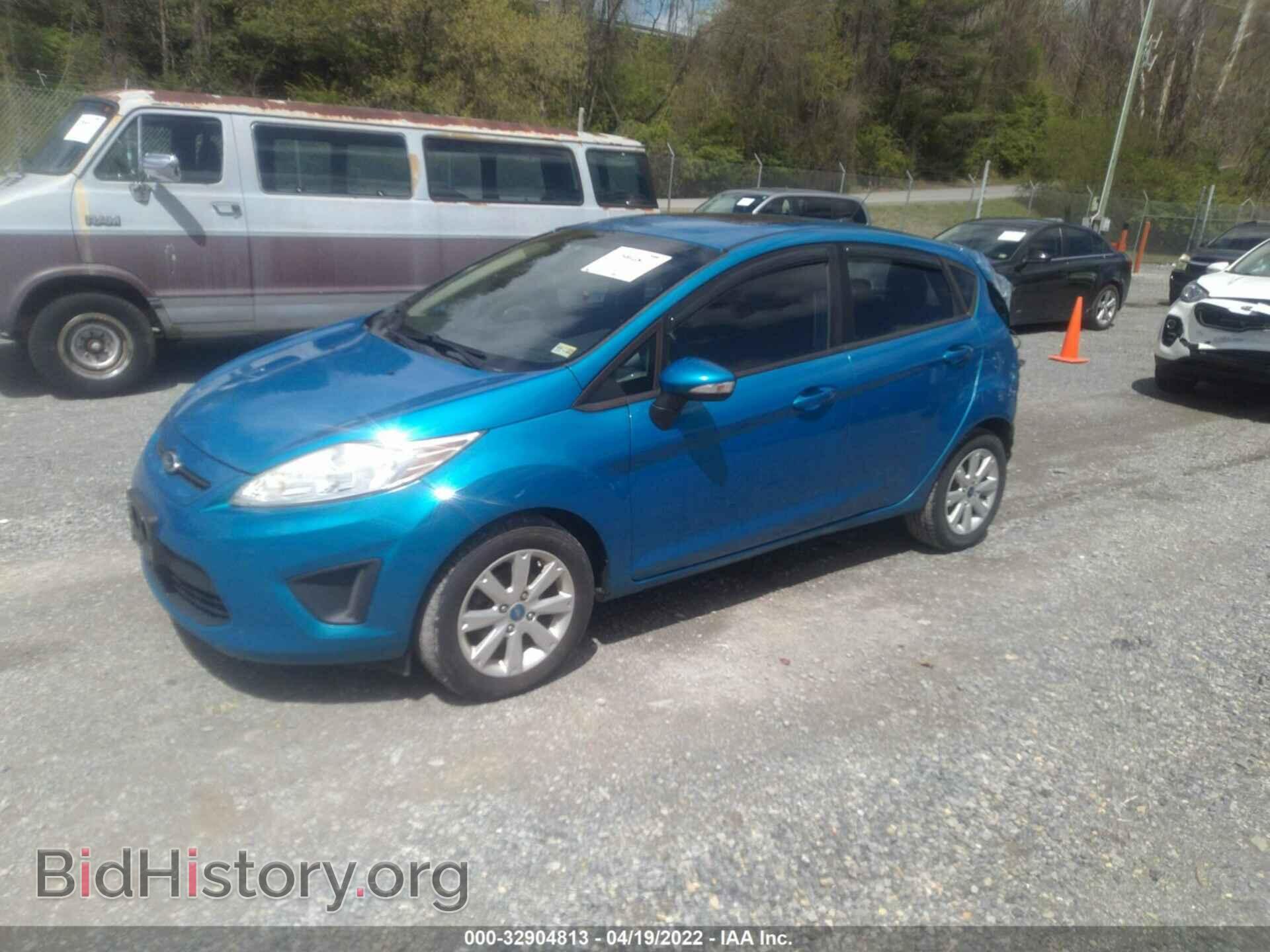 2013 FORD FIESTA - VIN: 3FADP4EJ3DM177429 - Фото 2