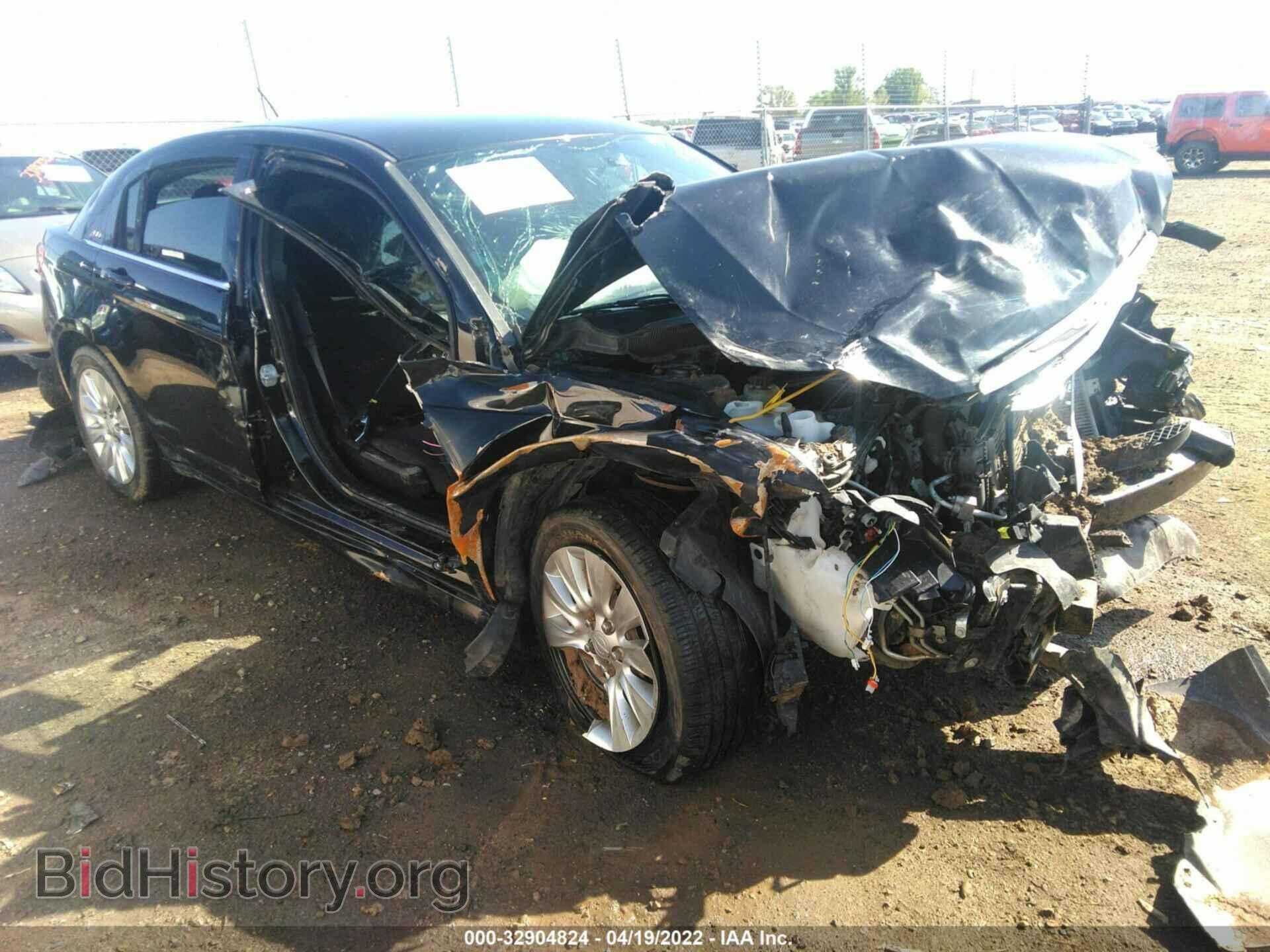 Photo 1C3CCBAB2DN611581 - CHRYSLER 200 2013