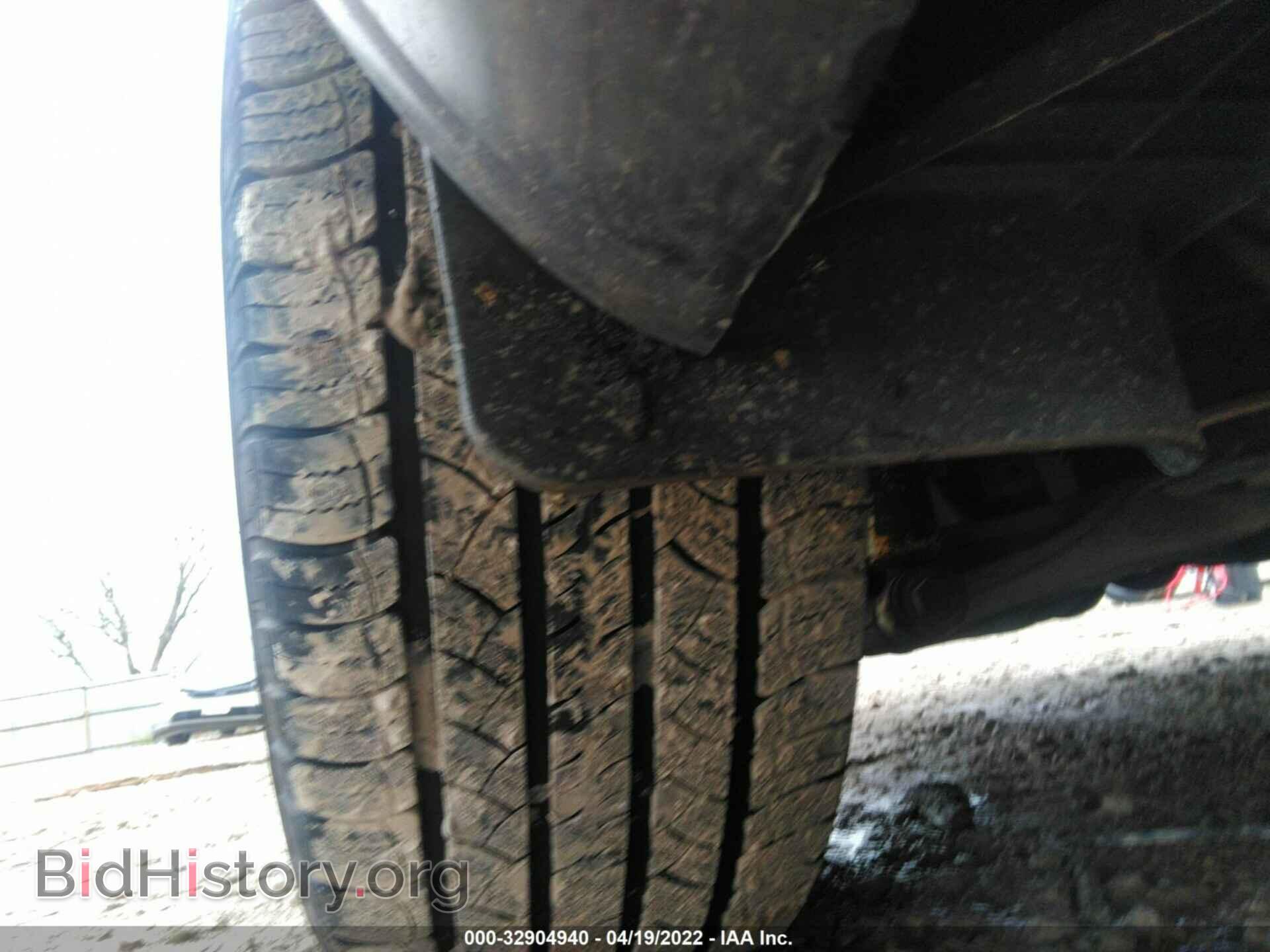 2011 BUICK ENCLAVE - VIN: 5GAKRAED1BJ123742 - Фото 15