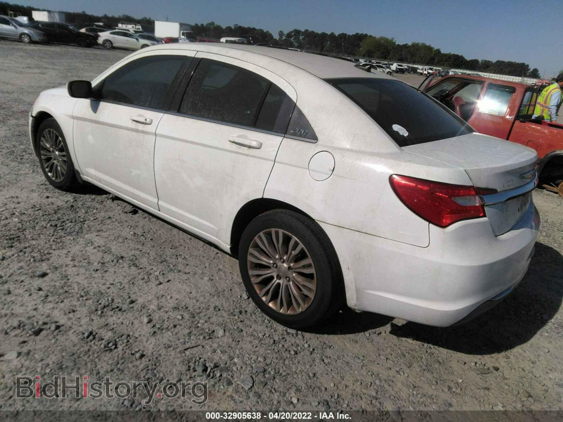 2012 CHRYSLER 200 - VIN: 1C3CCBAB8CN105459 - Фото 3