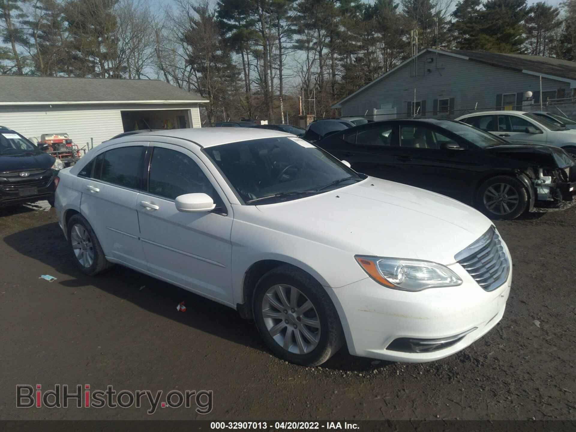 Photo 1C3CCBBG1DN731981 - CHRYSLER 200 2013