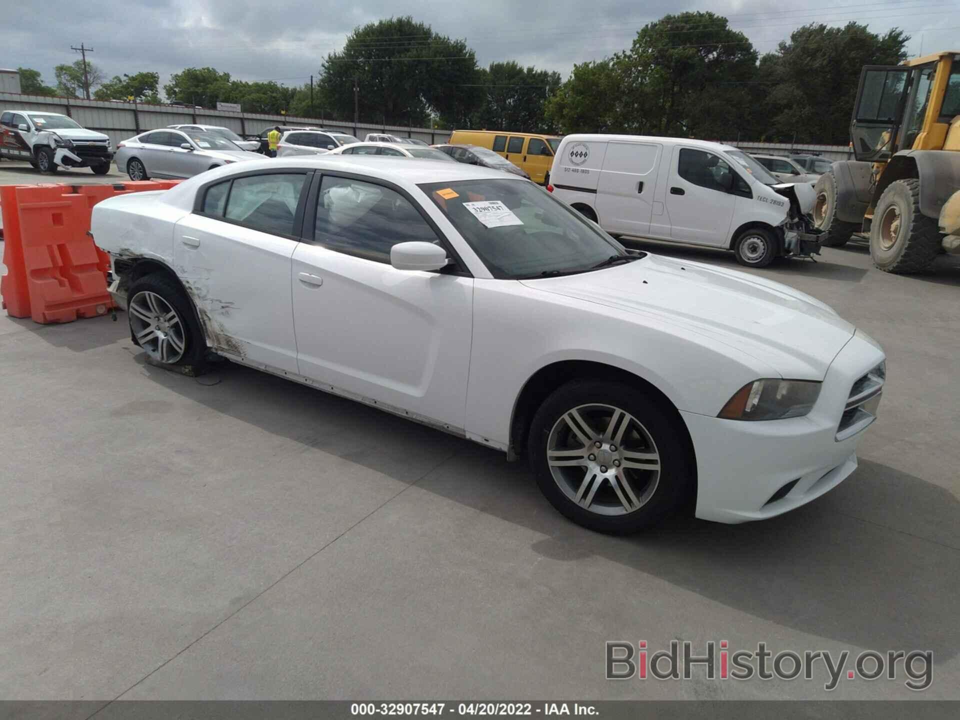 Photo 2C3CDXHG3EH263568 - DODGE CHARGER 2014