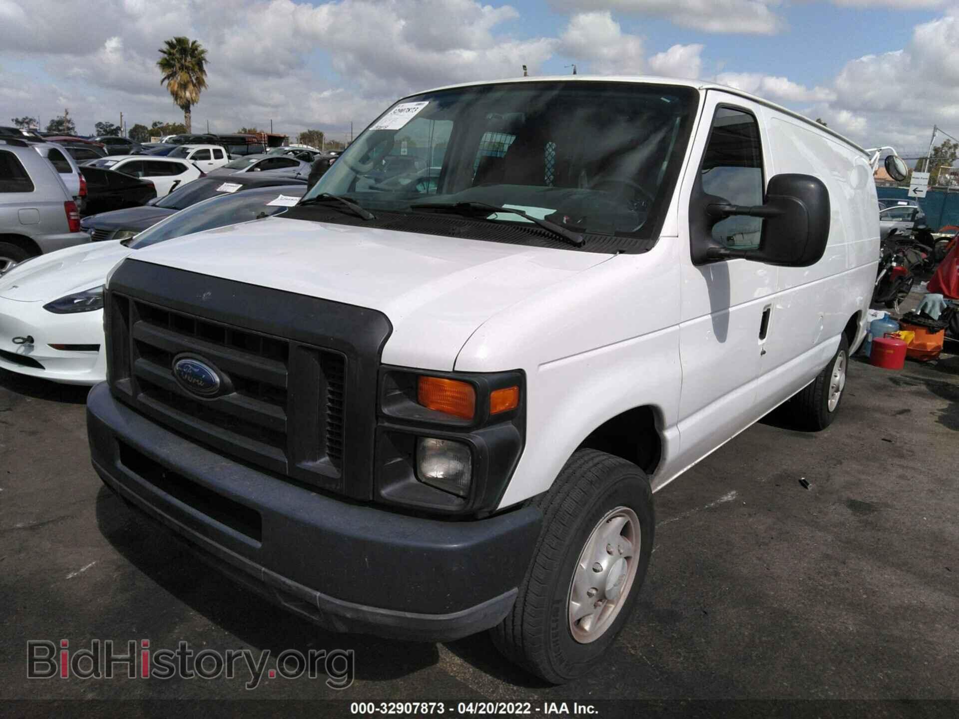 2009 FORD ECONOLINE CARGO VAN - VIN: 1FTNE14W49DA25159 - Photo 2