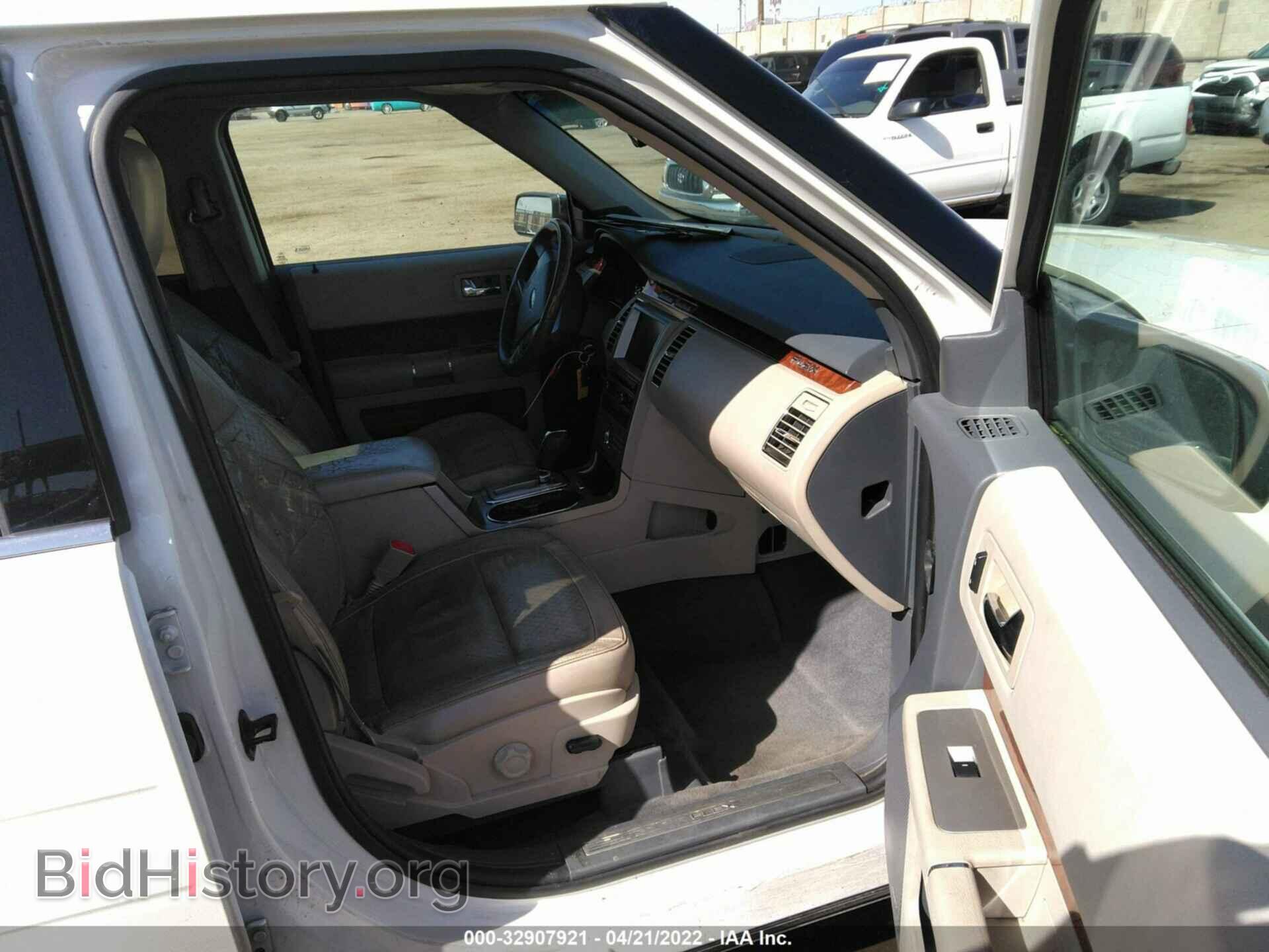 2009 FORD FLEX - VIN: 2FMEK63C09BA66046 - Фото 5