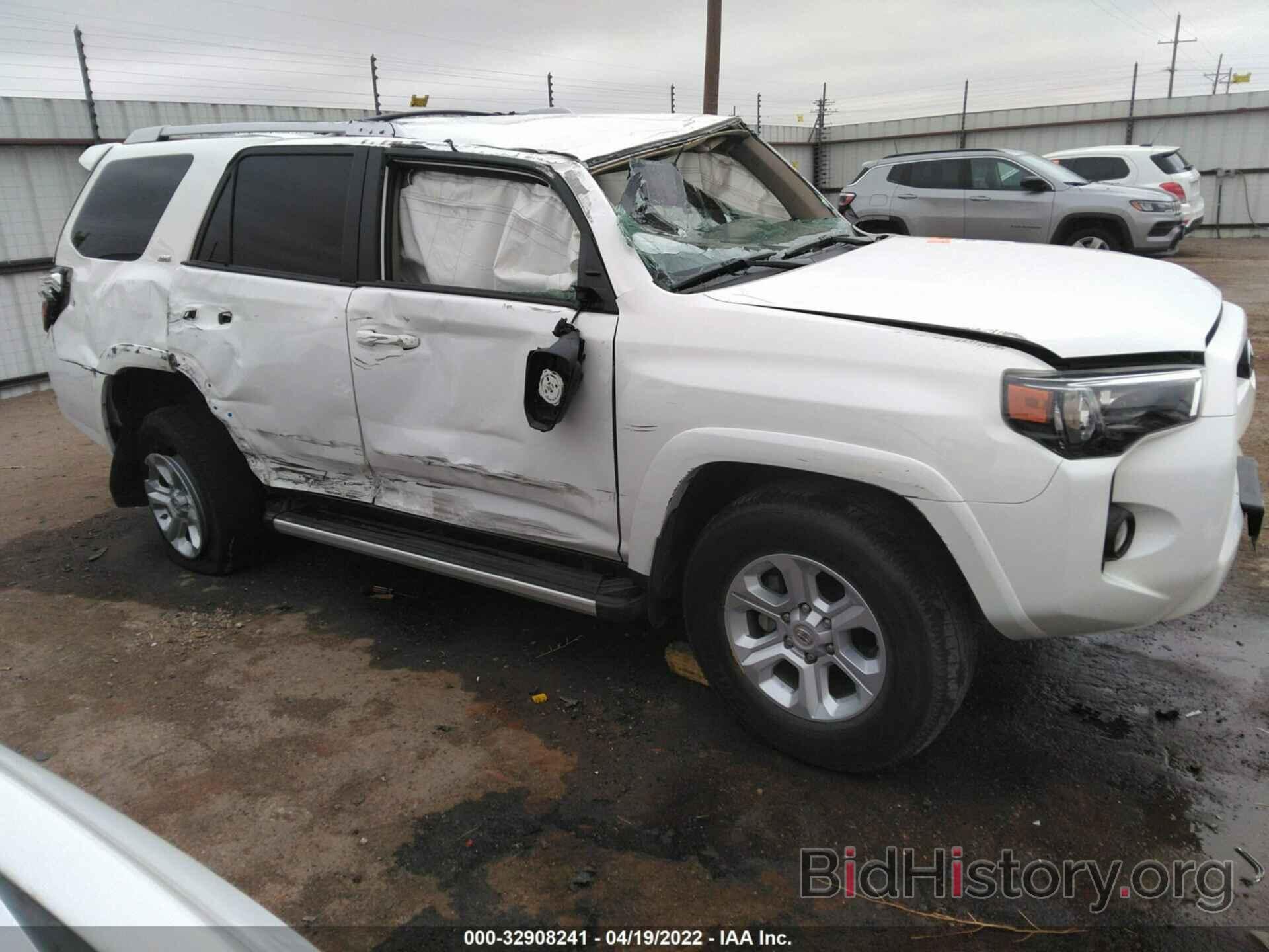 Photo JTEBU5JR2J5563543 - TOYOTA 4RUNNER 2018