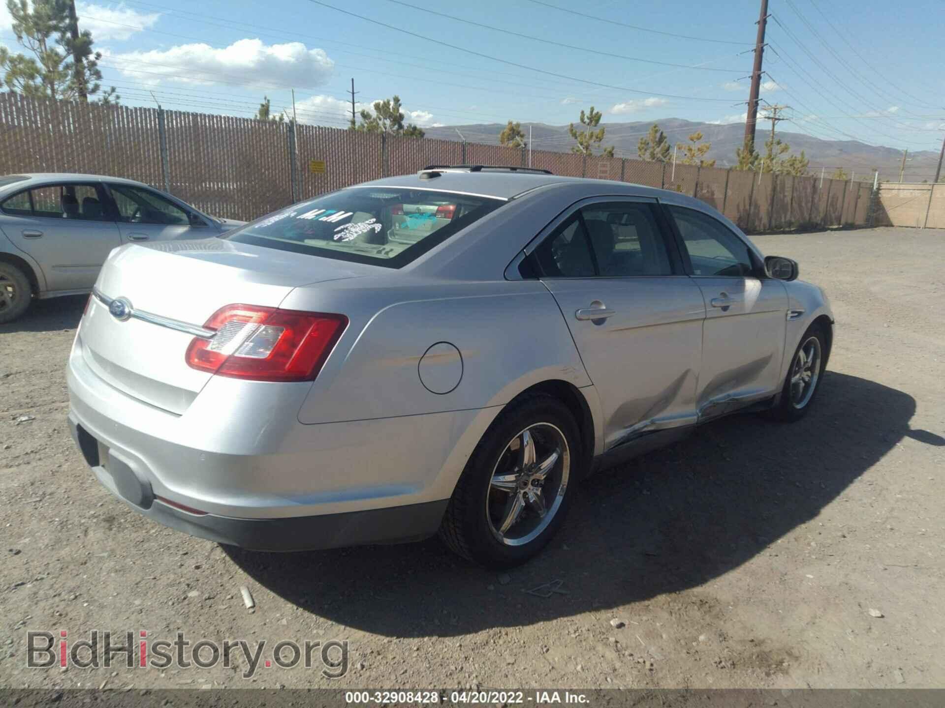 2011 FORD TAURUS - VIN: 1FAHP2EW0BG126298 - Photo 4