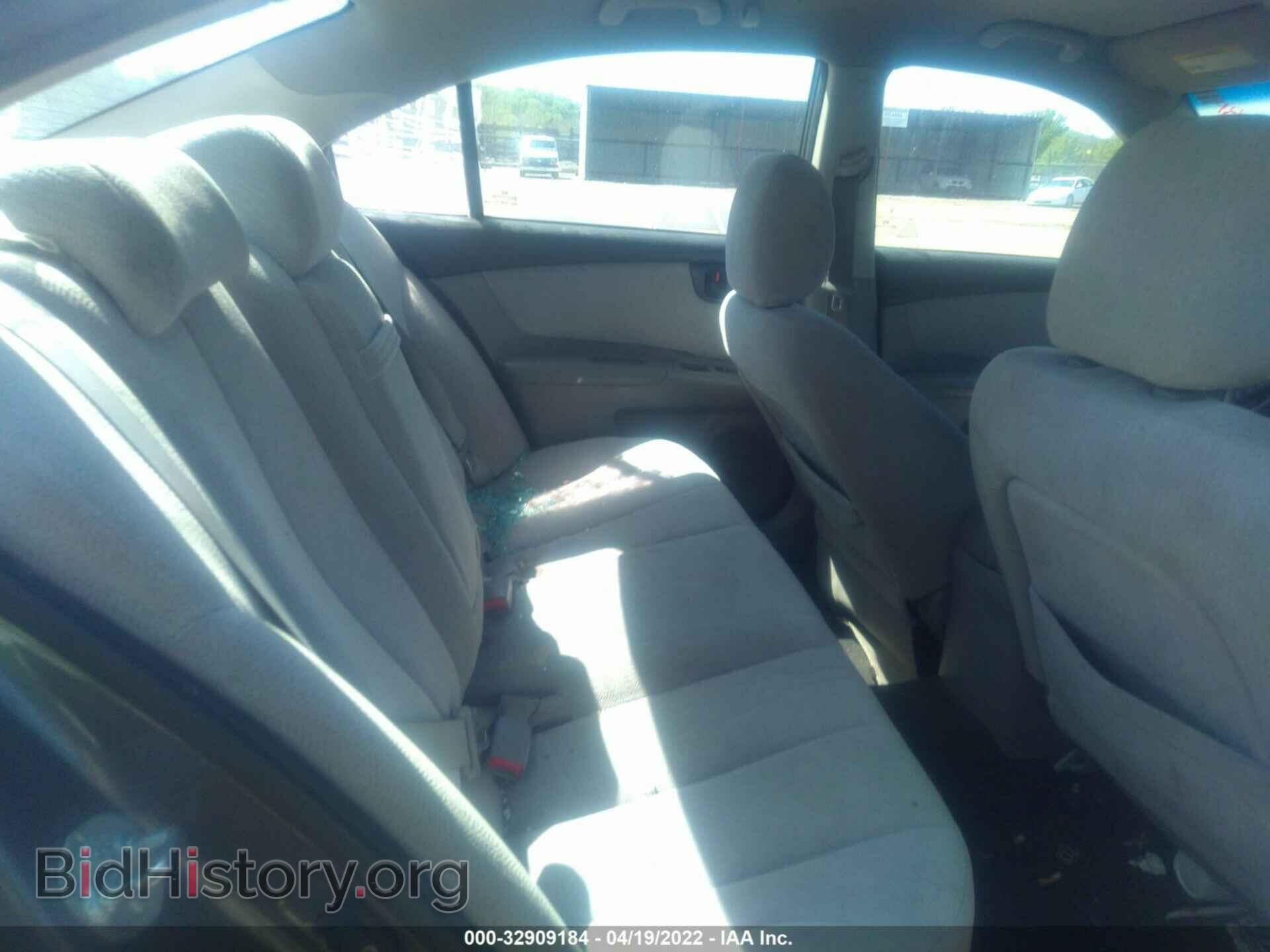 2008 KIA OPTIMA - VIN: KNAGE123685274781 - Фото 8