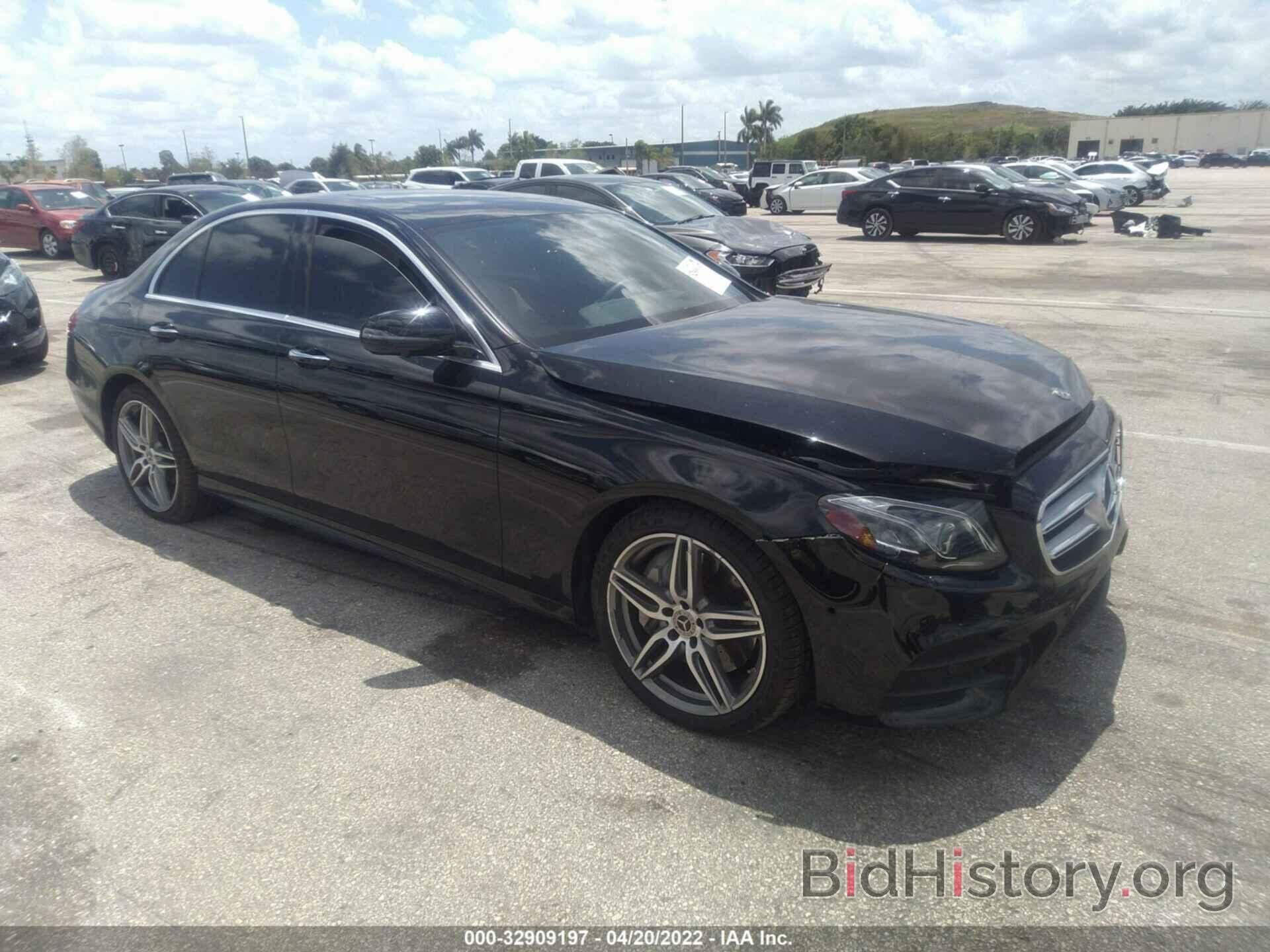 Photo WDDZF4JB4KA678850 - MERCEDES-BENZ E-CLASS 2019