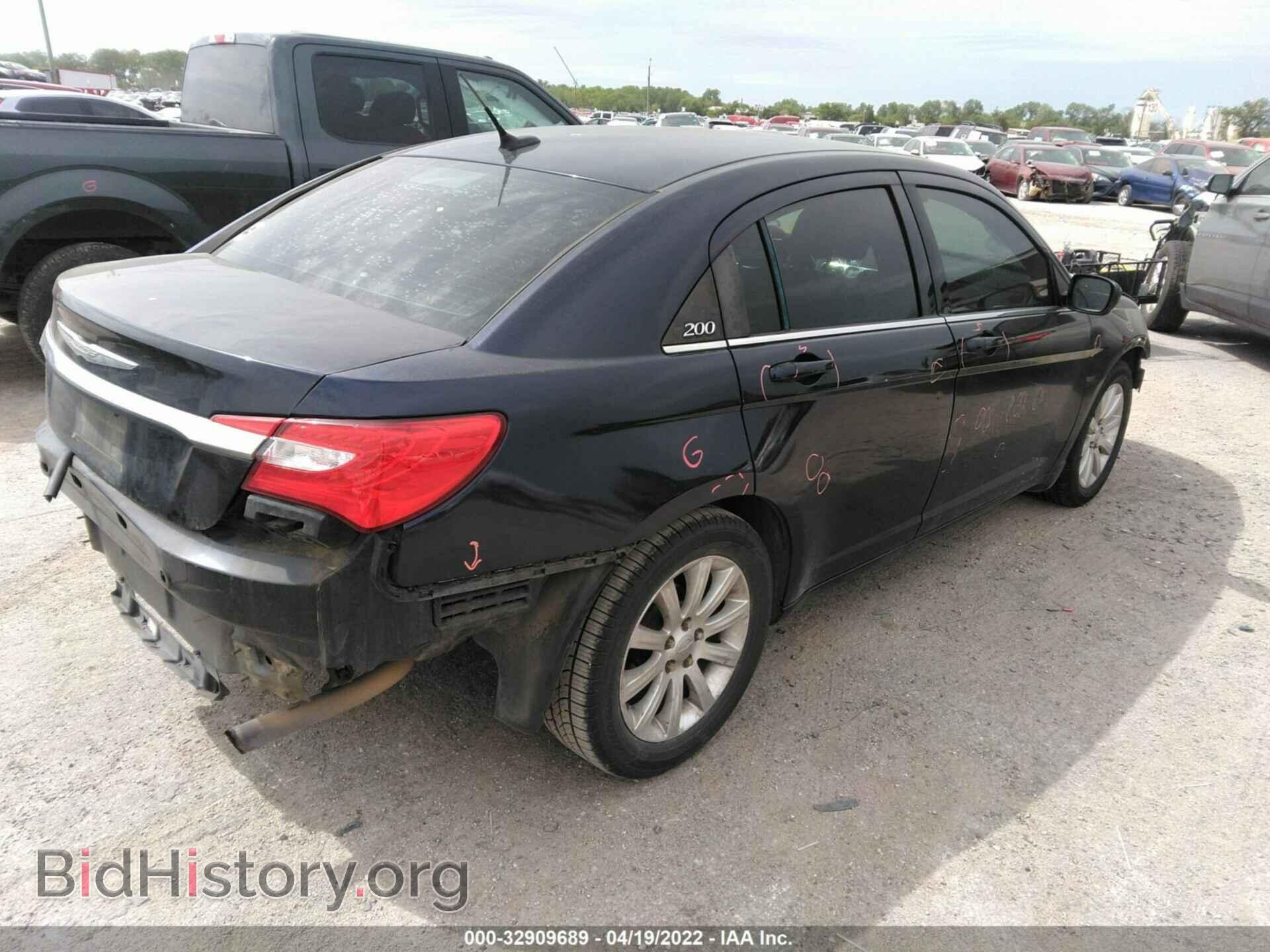 2011 CHRYSLER 200 - VIN: 1C3BC4FB3BN601297 - Фото 4