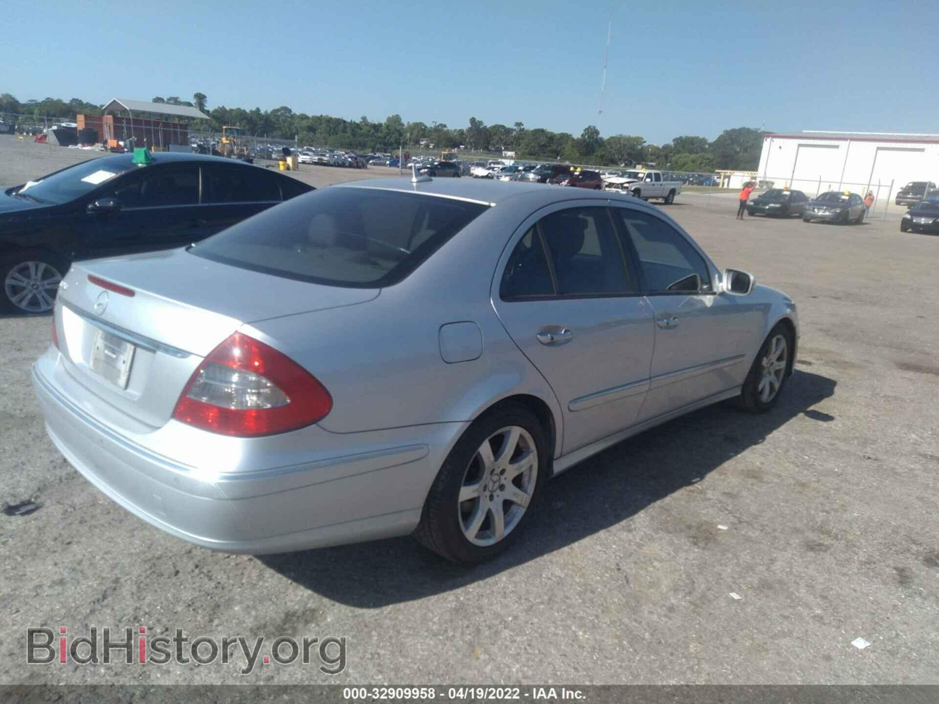 2007 MERCEDES-BENZ E-CLASS - VIN: WDBUF56X77B101678 - Фото 4