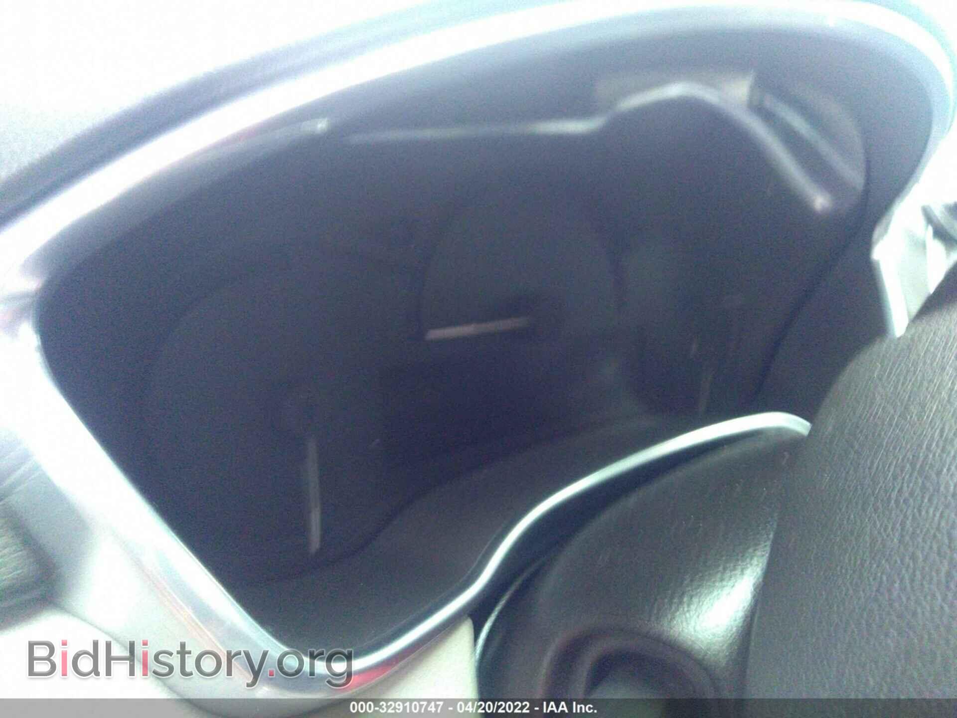 2013 CADILLAC SRX - VIN: 3GYFNCE32DS638176 - Фото 7