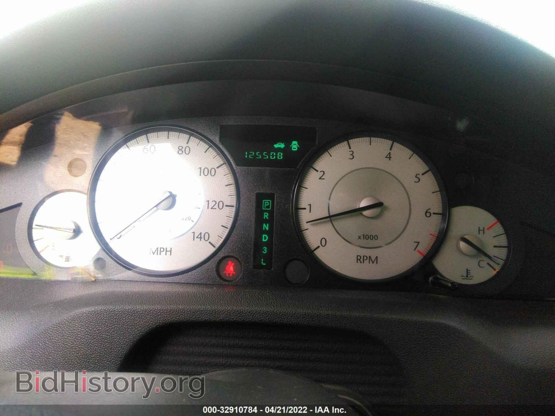 2010 CHRYSLER 300 - VIN: 2C3CA5CV4AH326867 - Фото 7