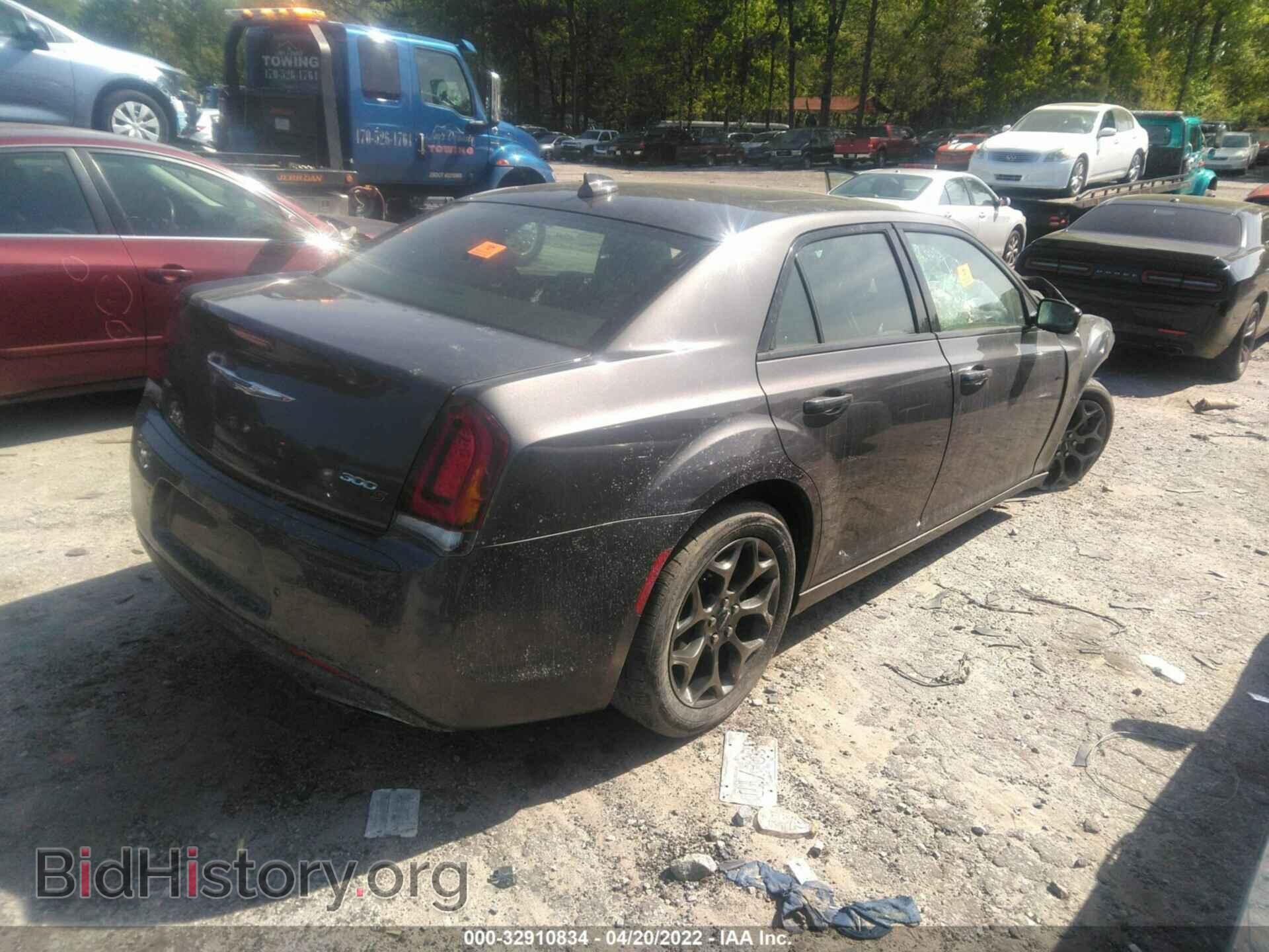 2016 CHRYSLER 300 - VIN: 2C3CCAGG7GH170864 - Photo 4