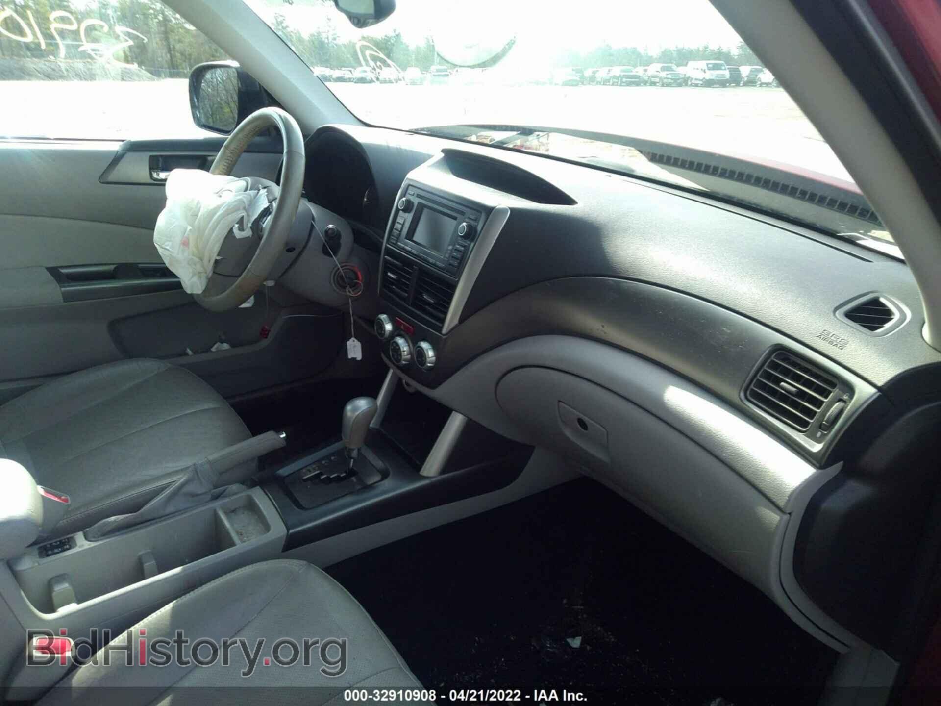 2011 SUBARU FORESTER - VIN: JF2SHAEC0BH701847 - Фото 5