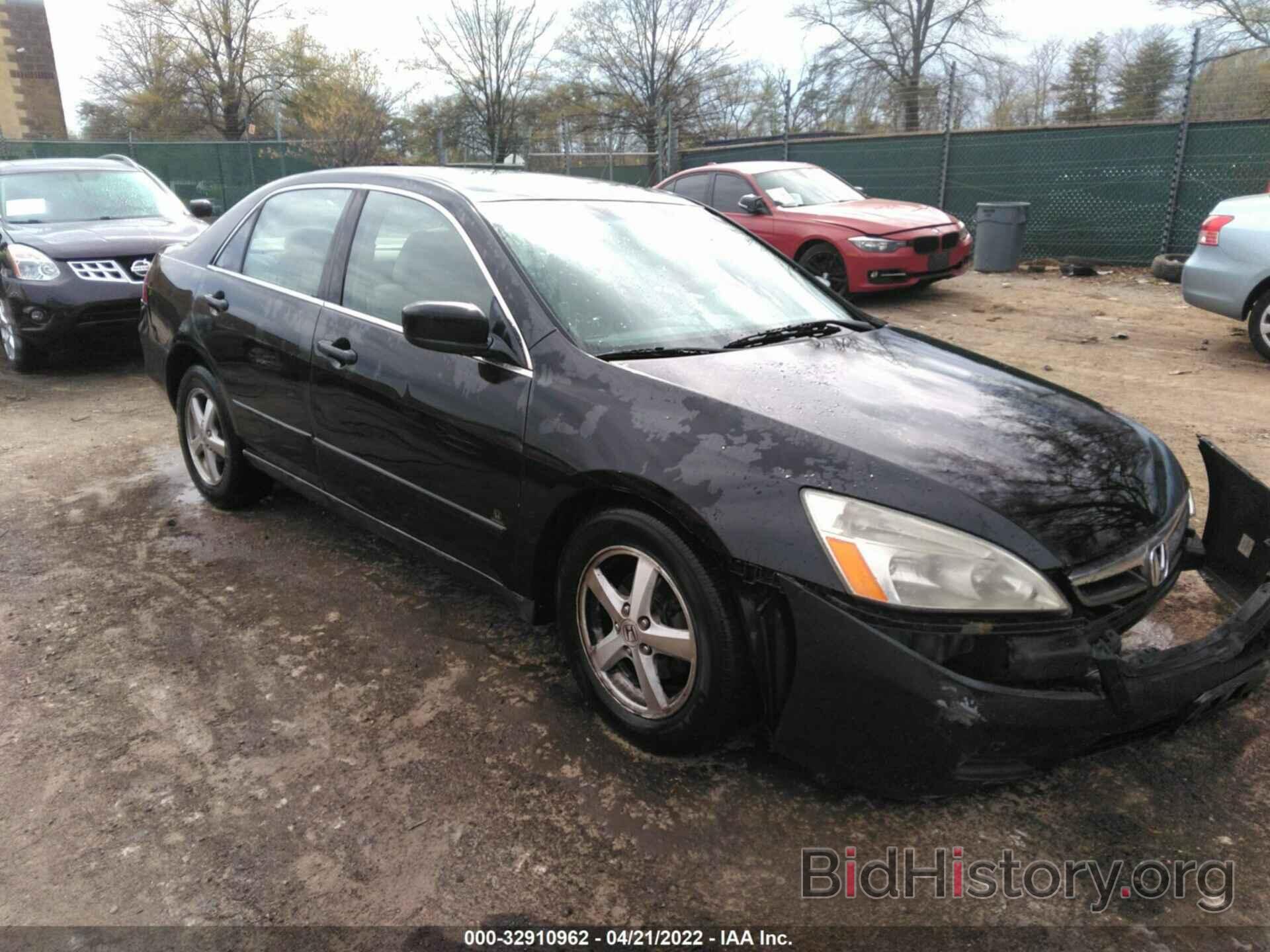 Photo 1HGCM56436A028937 - HONDA ACCORD SDN 2006