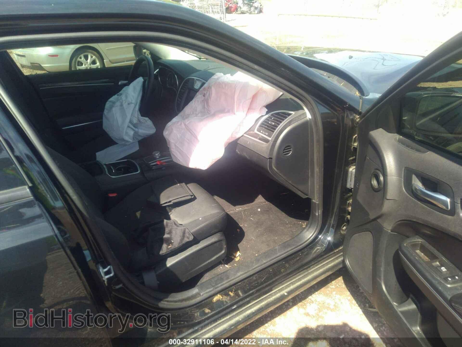 2018 CHRYSLER 300 - VIN: 2C3CCAAG7JH275162 - Фото 5
