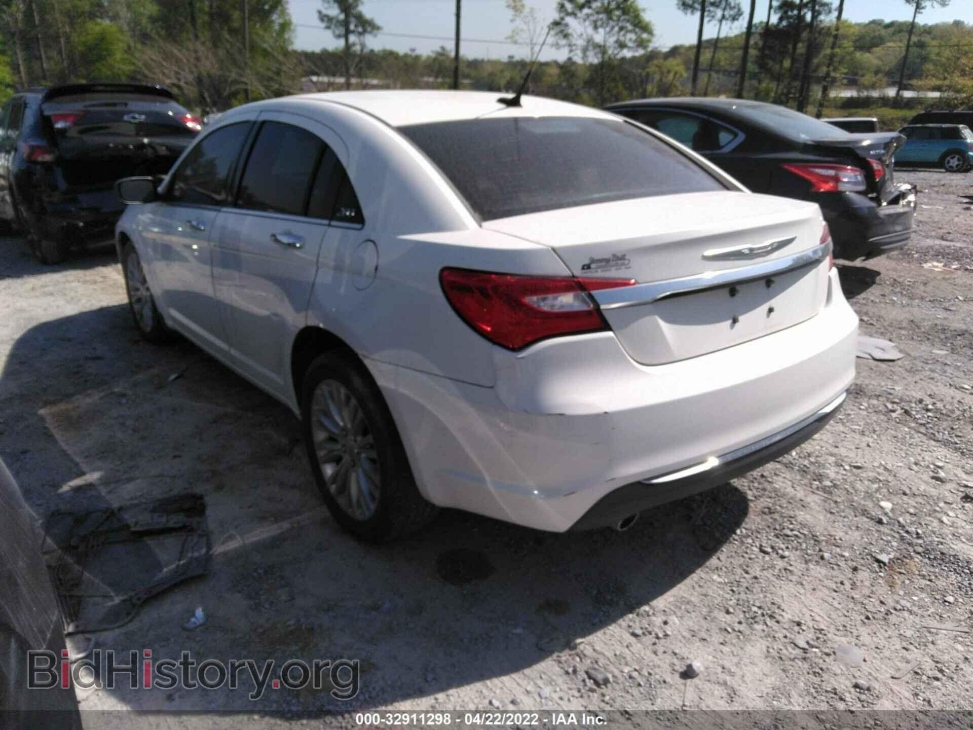 2011 CHRYSLER 200 - VIN: 1C3BC2FGXBN504419 - Фото 3