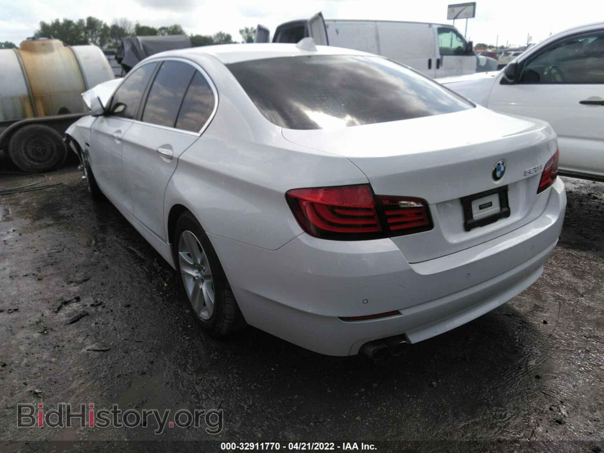 2012 BMW 5 SERIES - VIN: WBAXG5C54CDW85628 - Фото 3