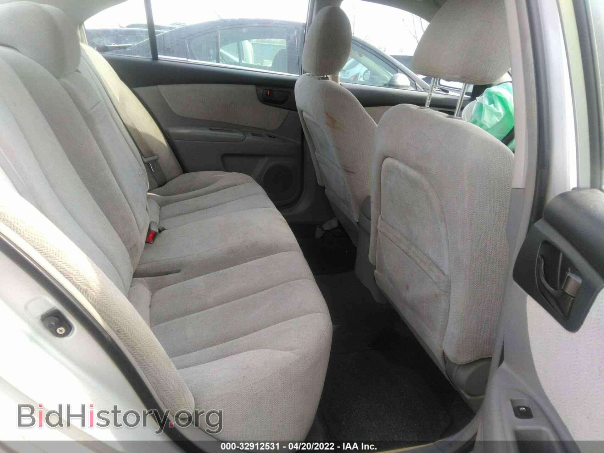 2008 KIA OPTIMA - VIN: KNAGE123685199760 - Фото 8
