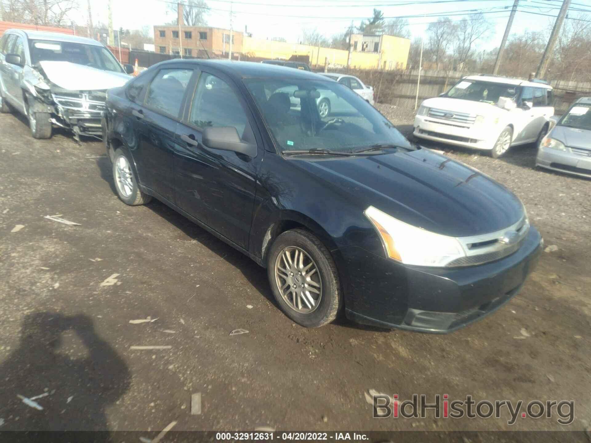 Photo 1FAHP3FN3AW149252 - FORD FOCUS 2010