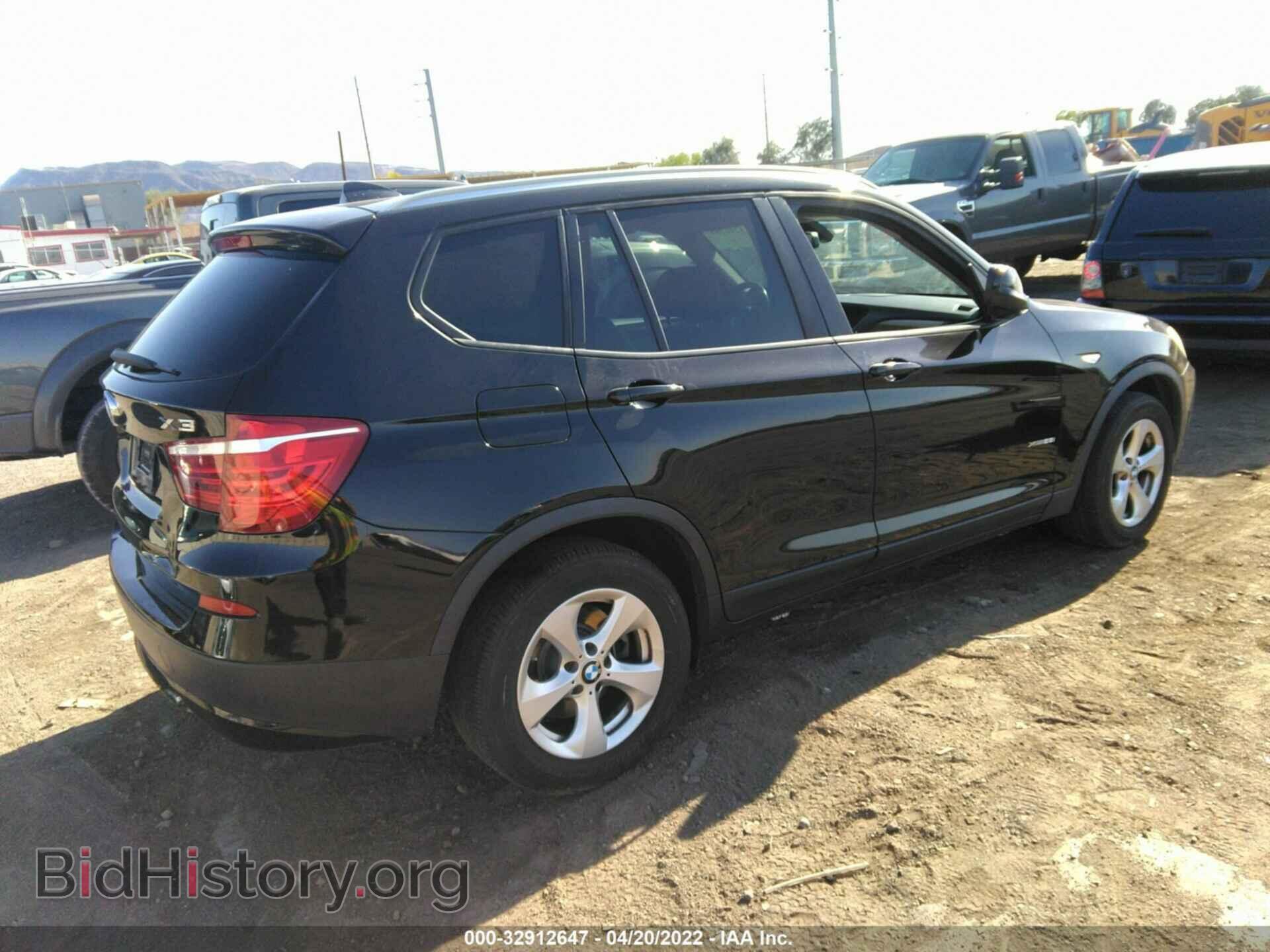 2011 BMW X3 - VIN: 5UXWX5C50BL710946 - Фото 4