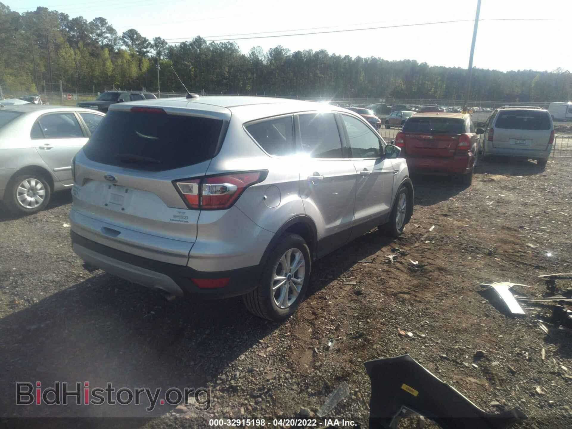 2017 FORD ESCAPE - VIN: 1FMCU0GD2HUC92504 - Фото 4